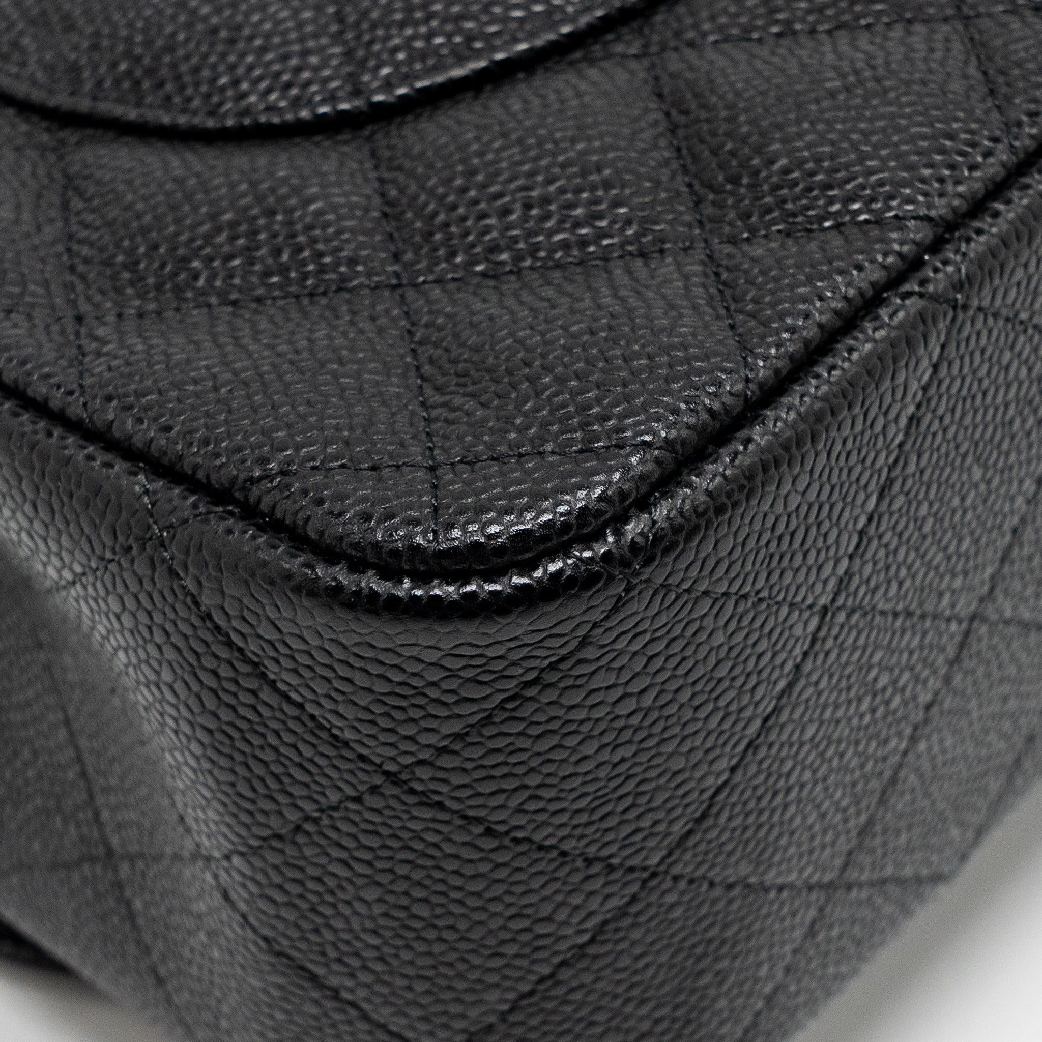 CHANEL JUMBO CLASSIC DOUBLE FLAP BAG CAVIAR BLACK GHW