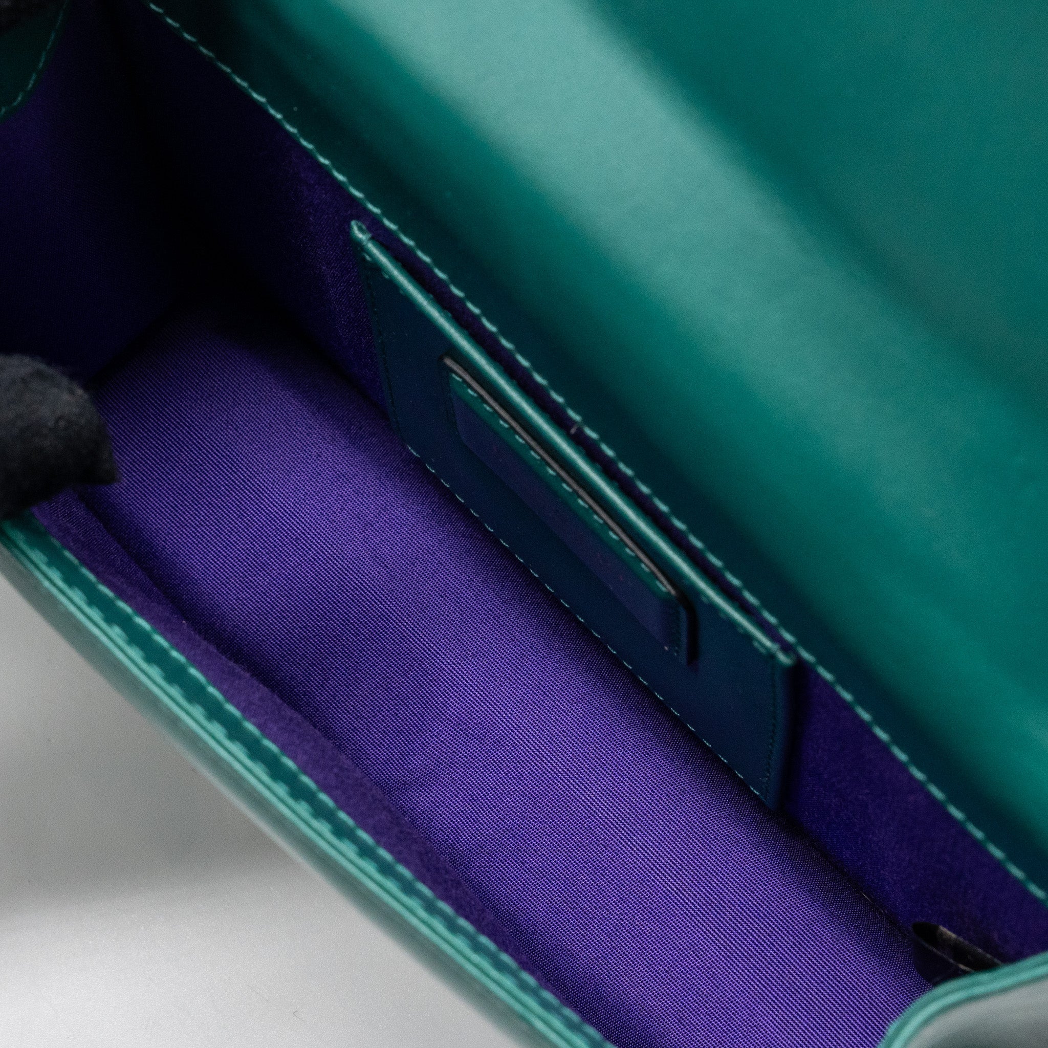 BVLGARI SERPENTI FOREVER CHAIN BAG CALFSKIN GREEN LGHW