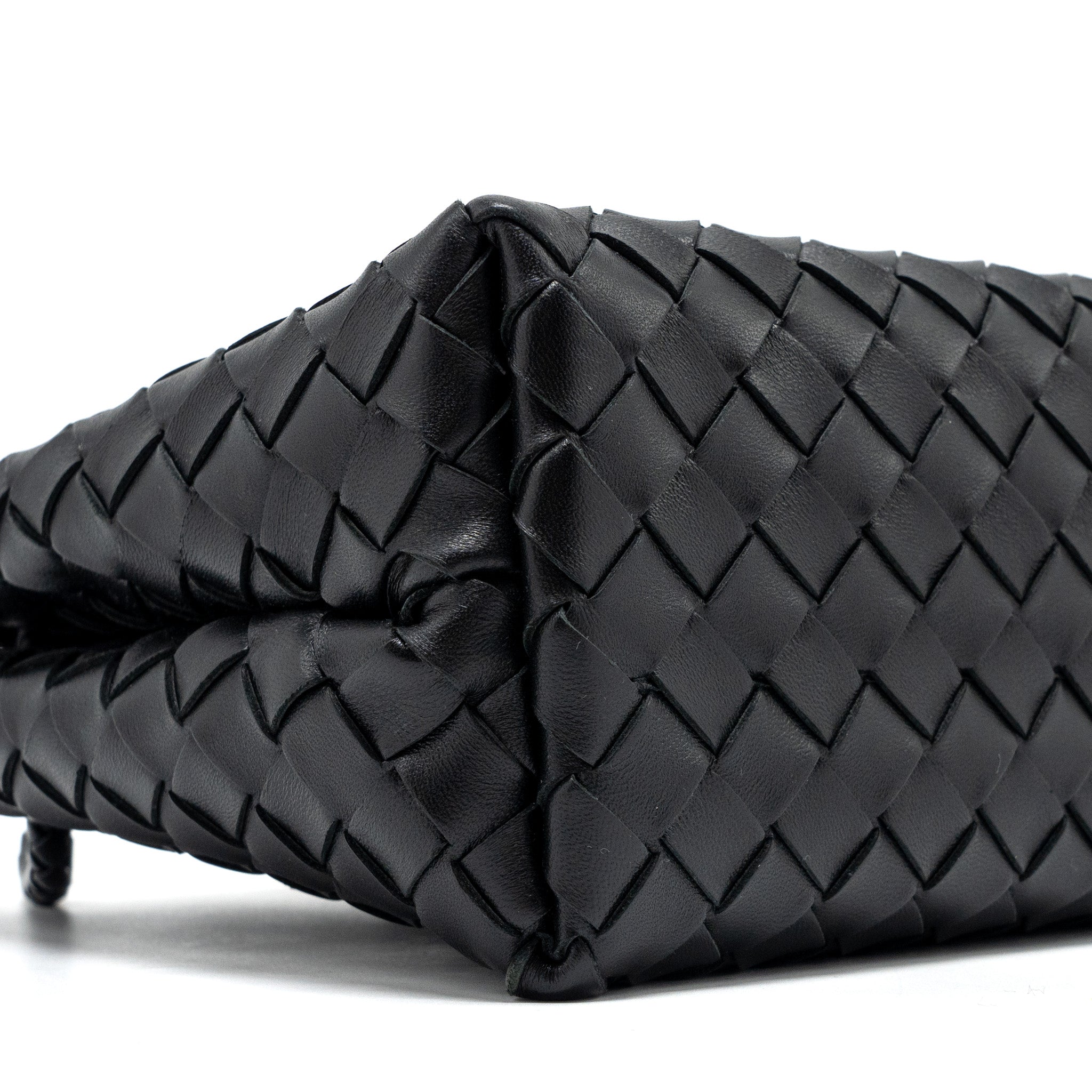 BOTTEGA VENETA SMALL ANDIAMO BAG LAMBSKIN BLACK GHW