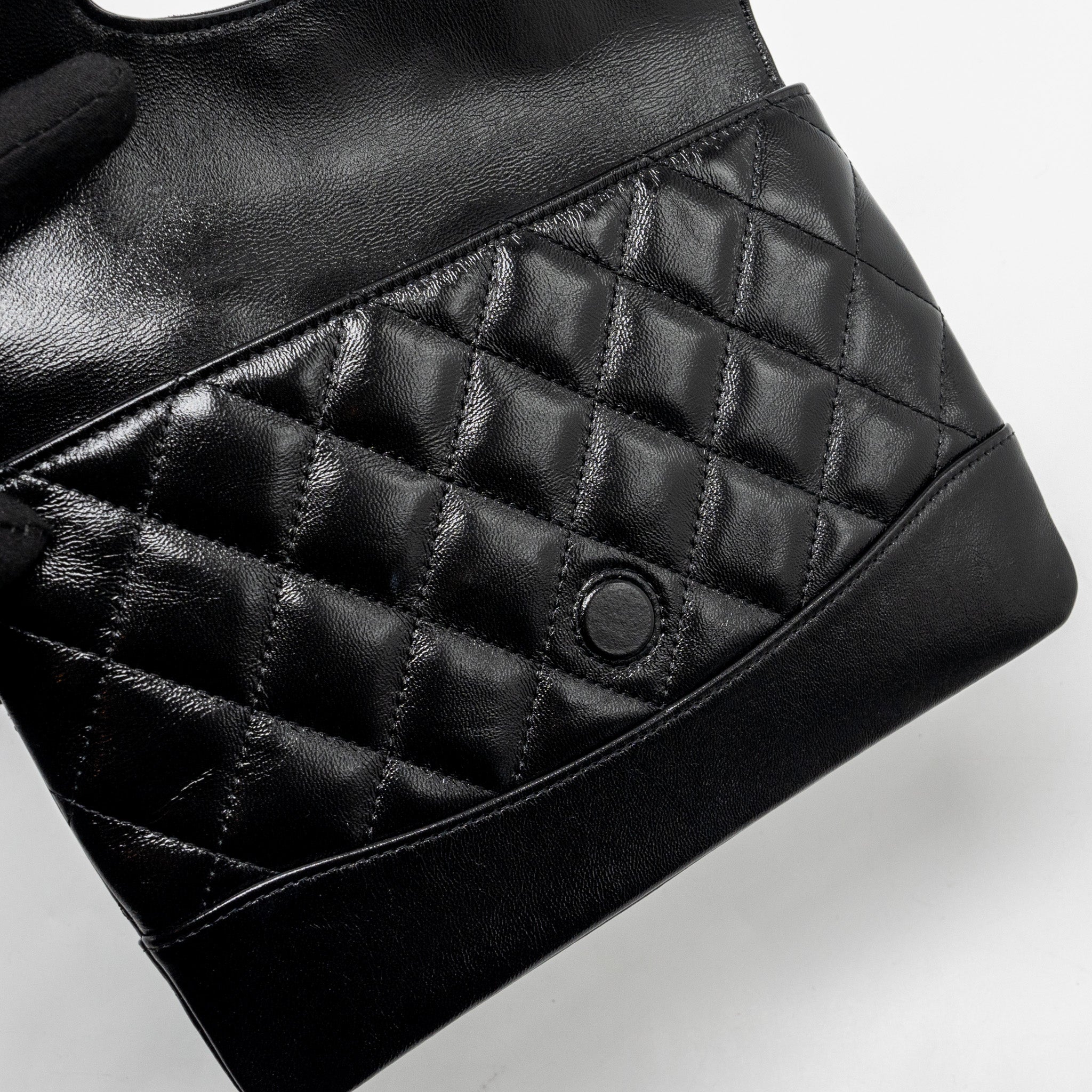CHANEL 24S MINI 31 CLUTCH SHINY LAMBSKIN BLACK LGHW (MICROCHIP)