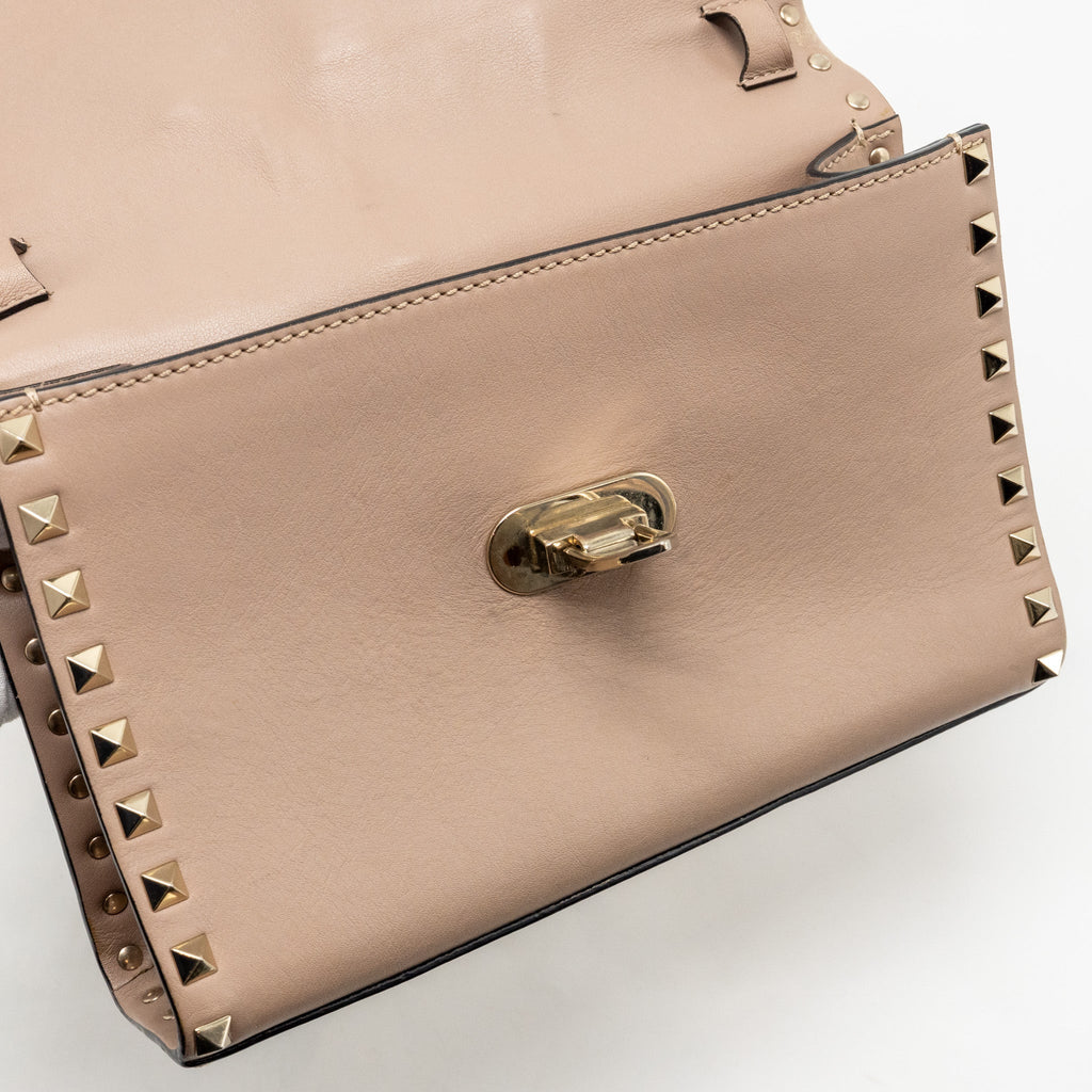 VALENTINO SMALL ROCKSTUD CROSSBODY BAG CALFSKIN BEIGE LGHW