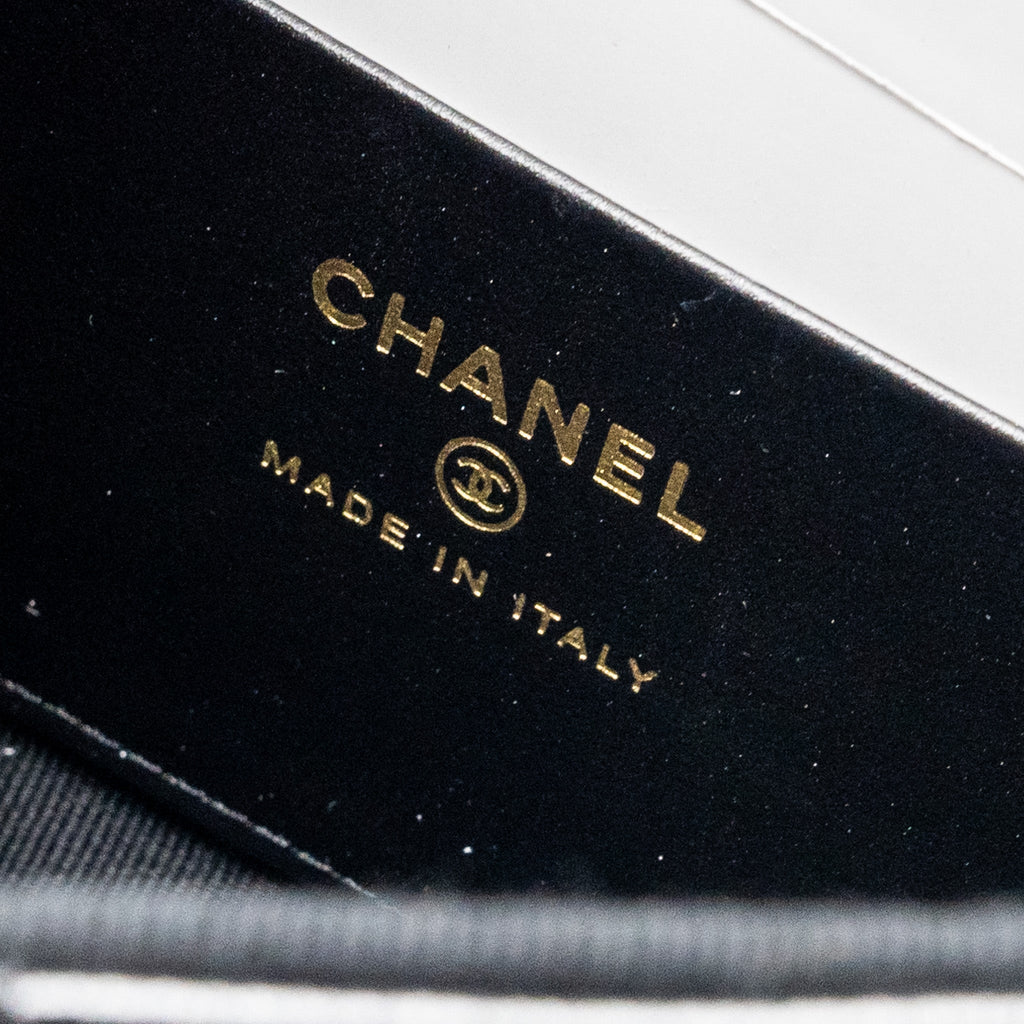 CHANEL 24S MINI 31 CLUTCH SHINY LAMBSKIN BLACK LGHW (MICROCHIP)