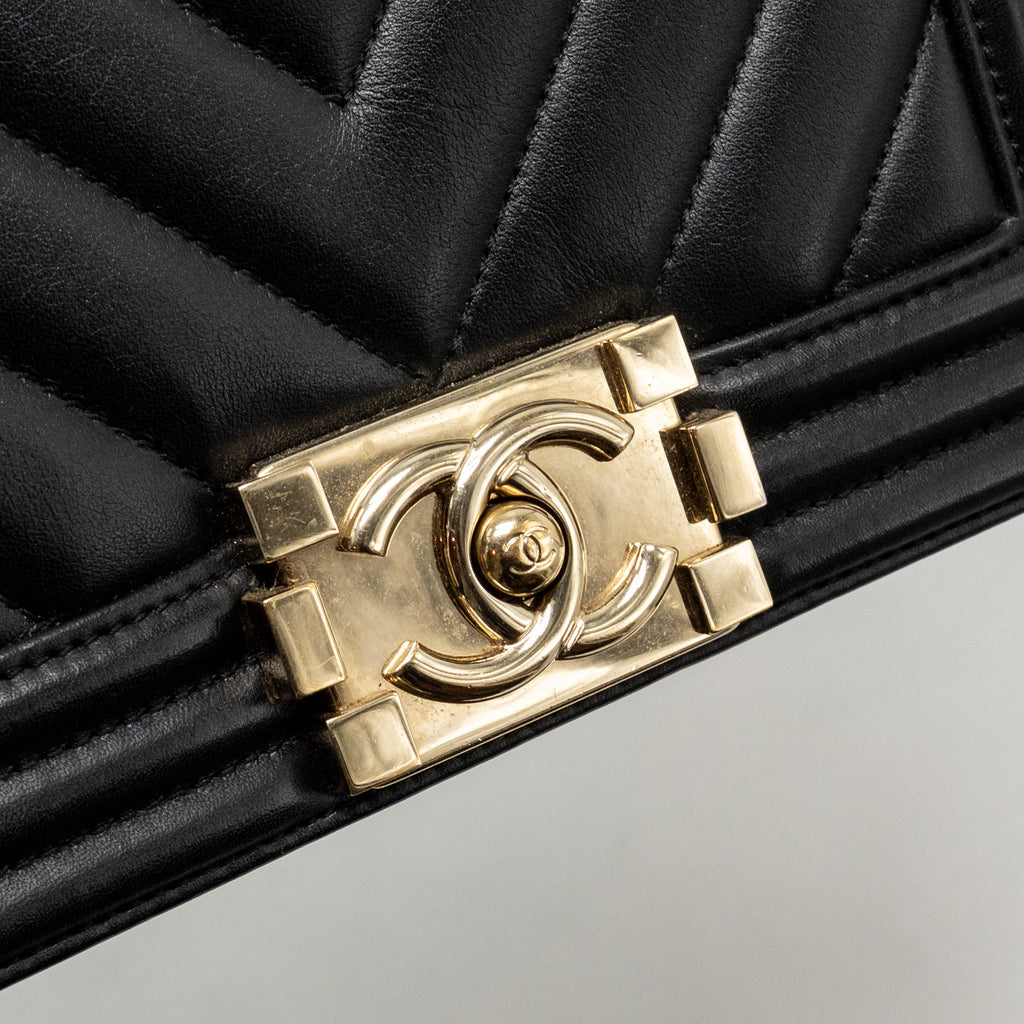 CHANEL SMALL CHEVRON BOY BAG LAMBSKIN BLACK LGHW