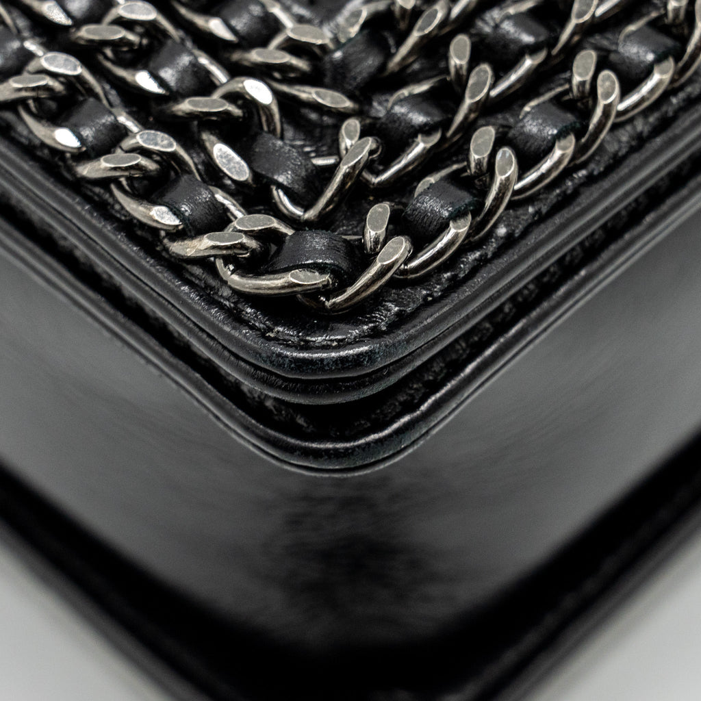 CHANEL NEW MEDIUM CHAIN EDGE BOY BAG CALFSKIN BLACK RUTHENIUM SHW
