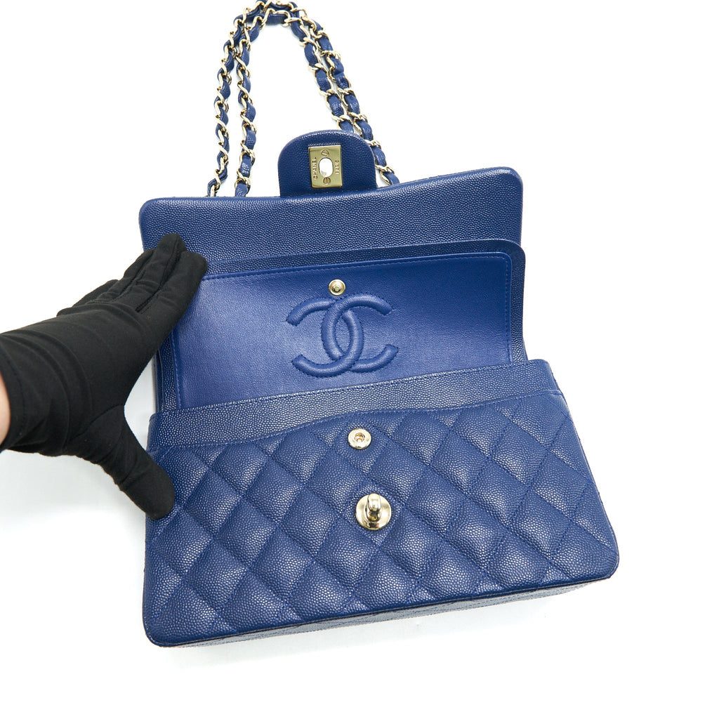 CHANEL CLASSIC SMALL DOUBLE FLAP CAVIAR NAVY LGHW