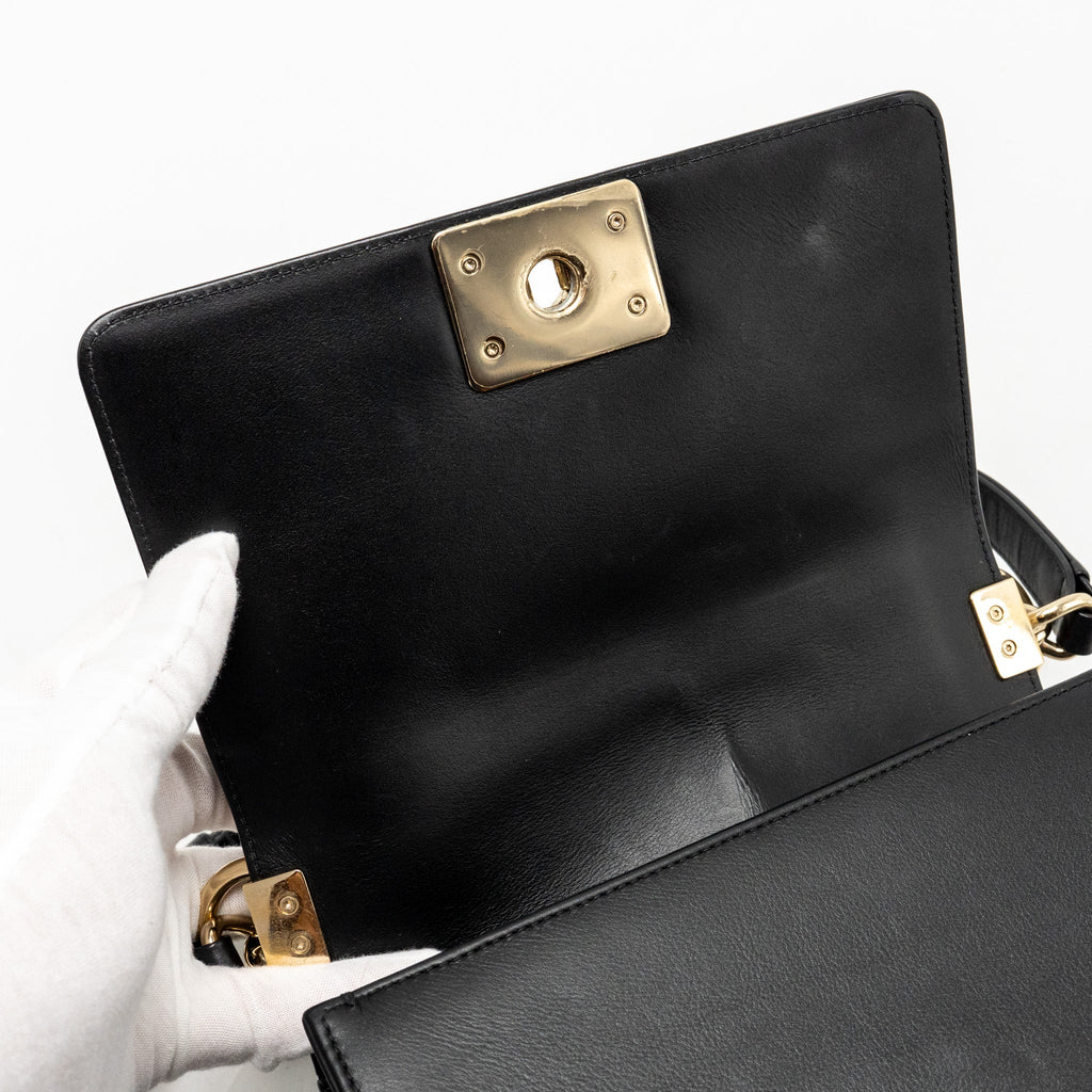 CHANEL SMALL CHEVRON BOY BAG LAMBSKIN BLACK LGHW