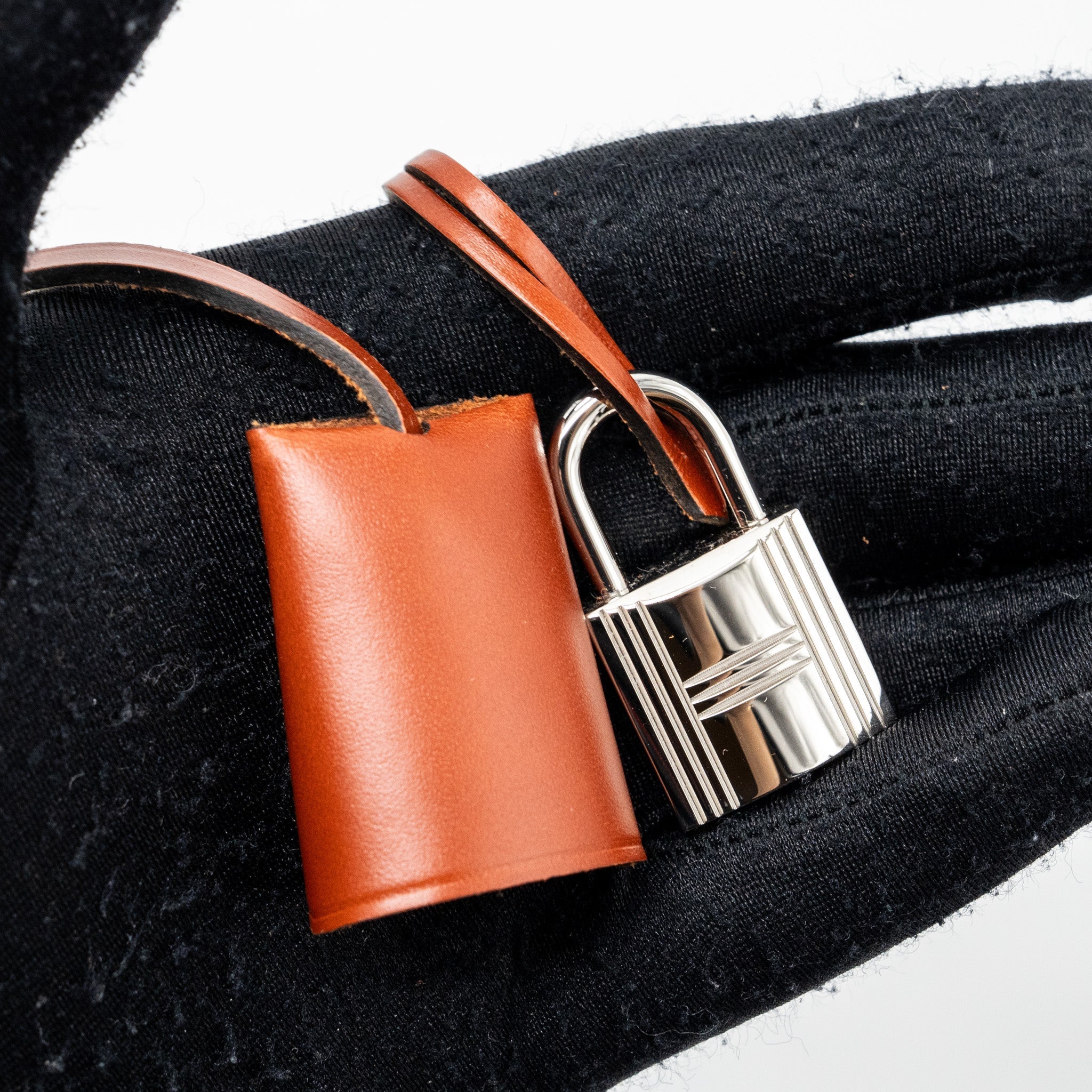HERMES HERBAG 31 ZIP BAG CANVAS / HUNTER LEATHER TRENCH/ CUVIER SHW