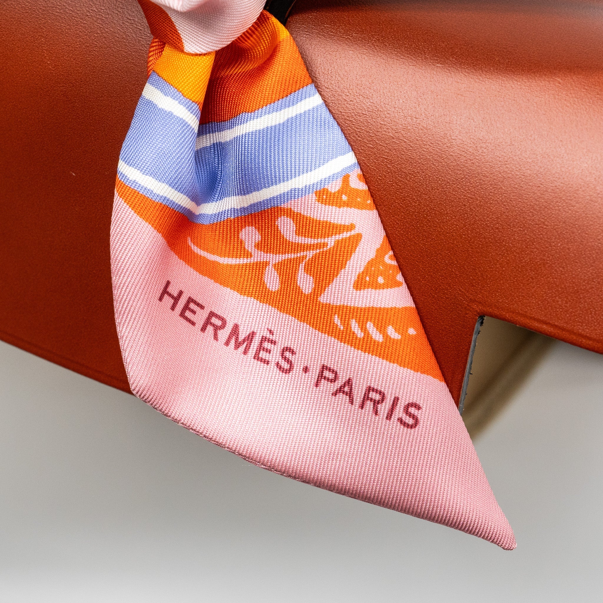 HERMES HERBAG 31 ZIP BAG CANVAS / HUNTER LEATHER TRENCH/ CUVIER SHW
