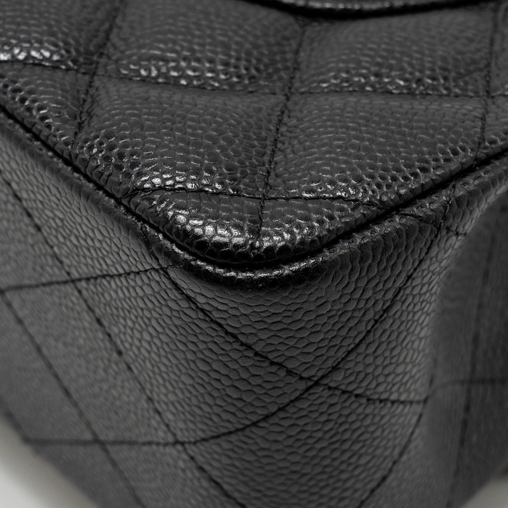 CHANEL JUMBO CLASSIC DOUBLE FLAP BAG CAVIAR BLACK GHW