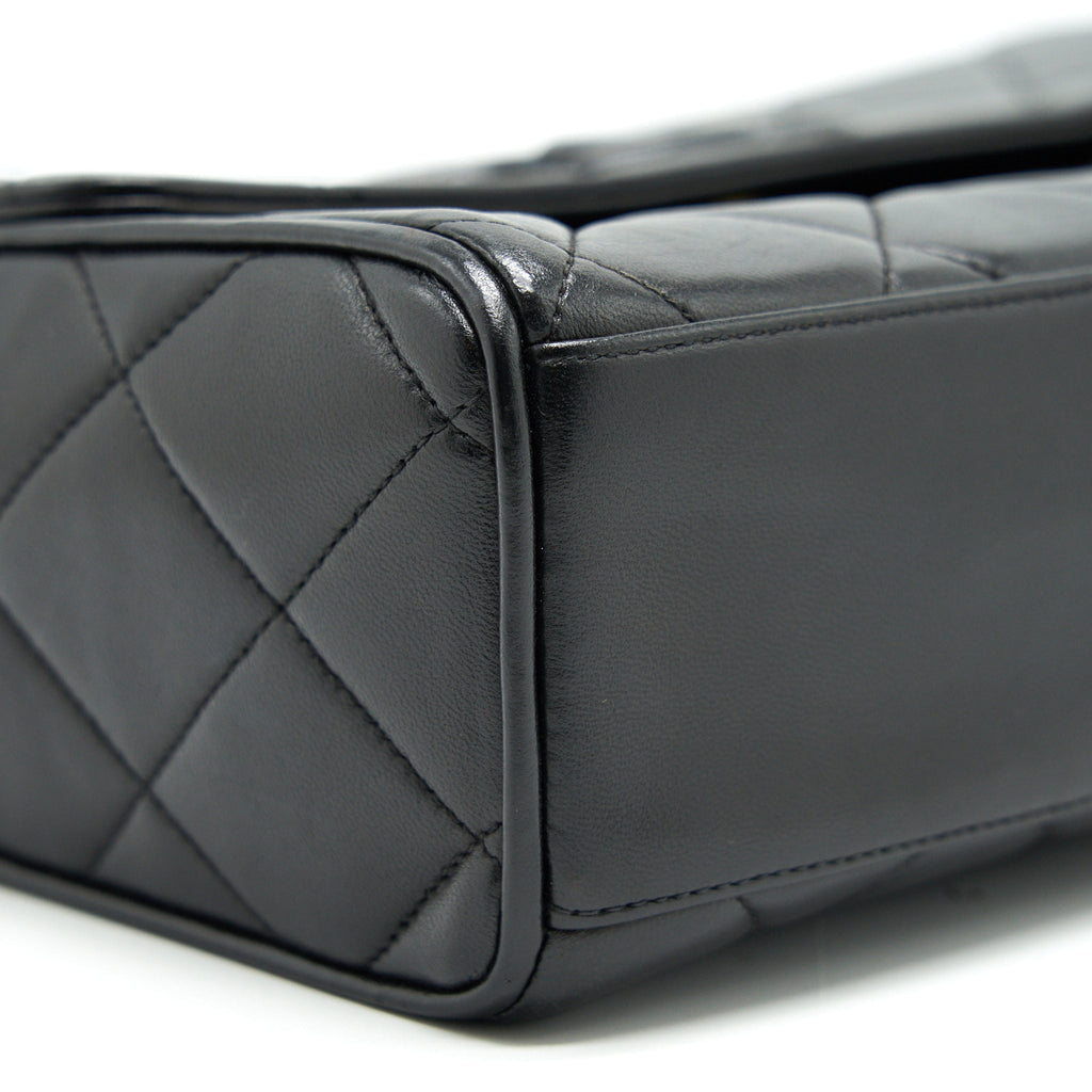 CHANEL VINTAGE CC LOGO FLAP BAG WITH STRAP SO BLACK