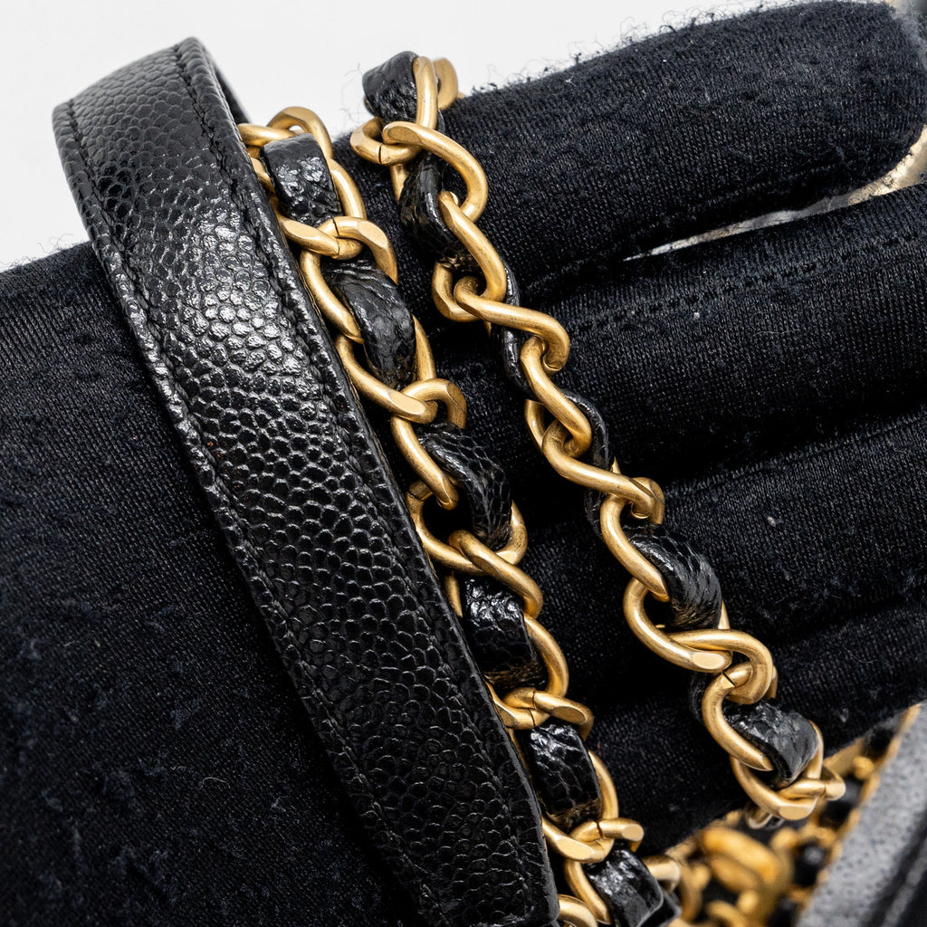 CHANEL LETTER TOP HANDLE SMALL VANITY CASE CAVIAR BLACK BRUSHED GHW(MICROCHIP)