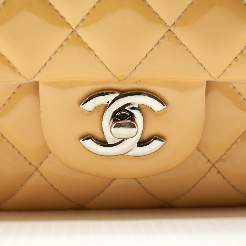 CHANEL MEDIUM CLASSIC DOUBLE FLAP BAG YELLOW PATENT SHW