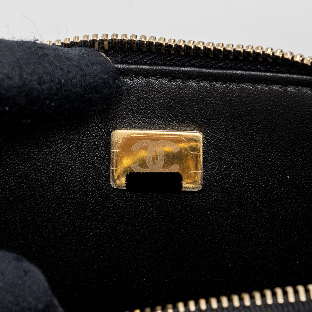 CHANEL LETTER TOP HANDLE SMALL VANITY CASE CAVIAR BLACK BRUSHED GHW(MICROCHIP)