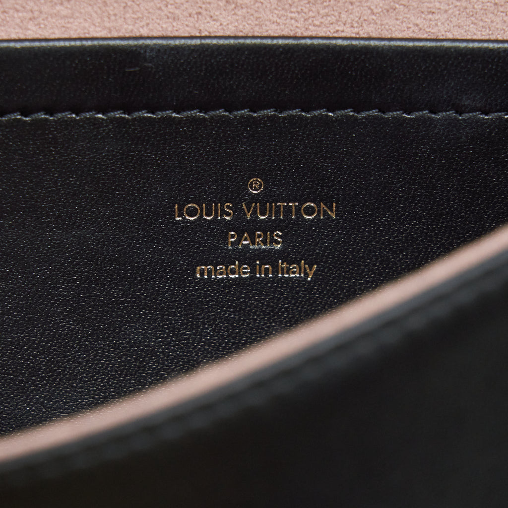 LOUIS VUITTON POCHETTE COUSSIN LAMBSKIN BLACK GHW