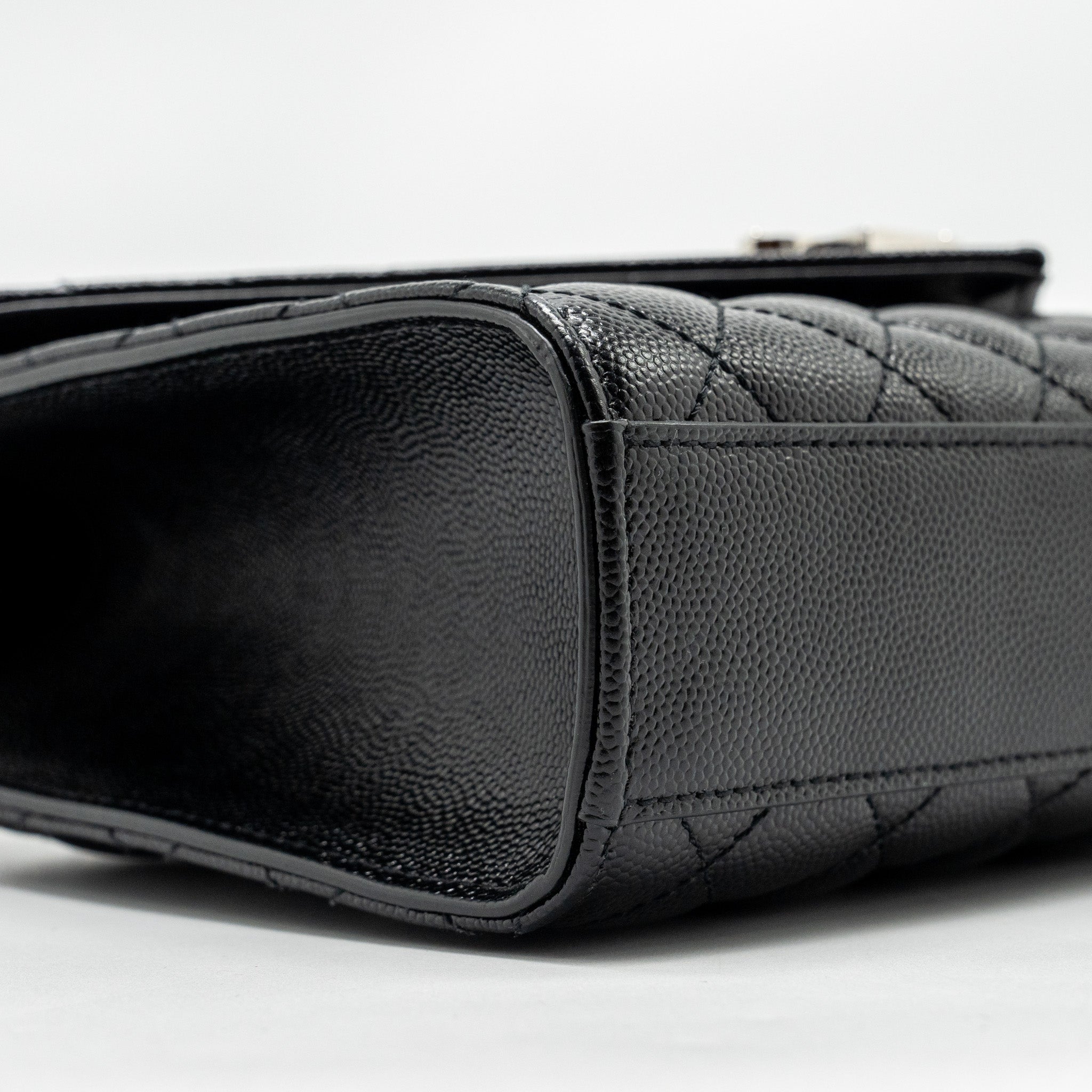 SAINT LAURENT/YSL MEDIUM ENVELOPE CHAIN BAG GRAINED CALFSKIN MIX MATELASSE BLACK SHW