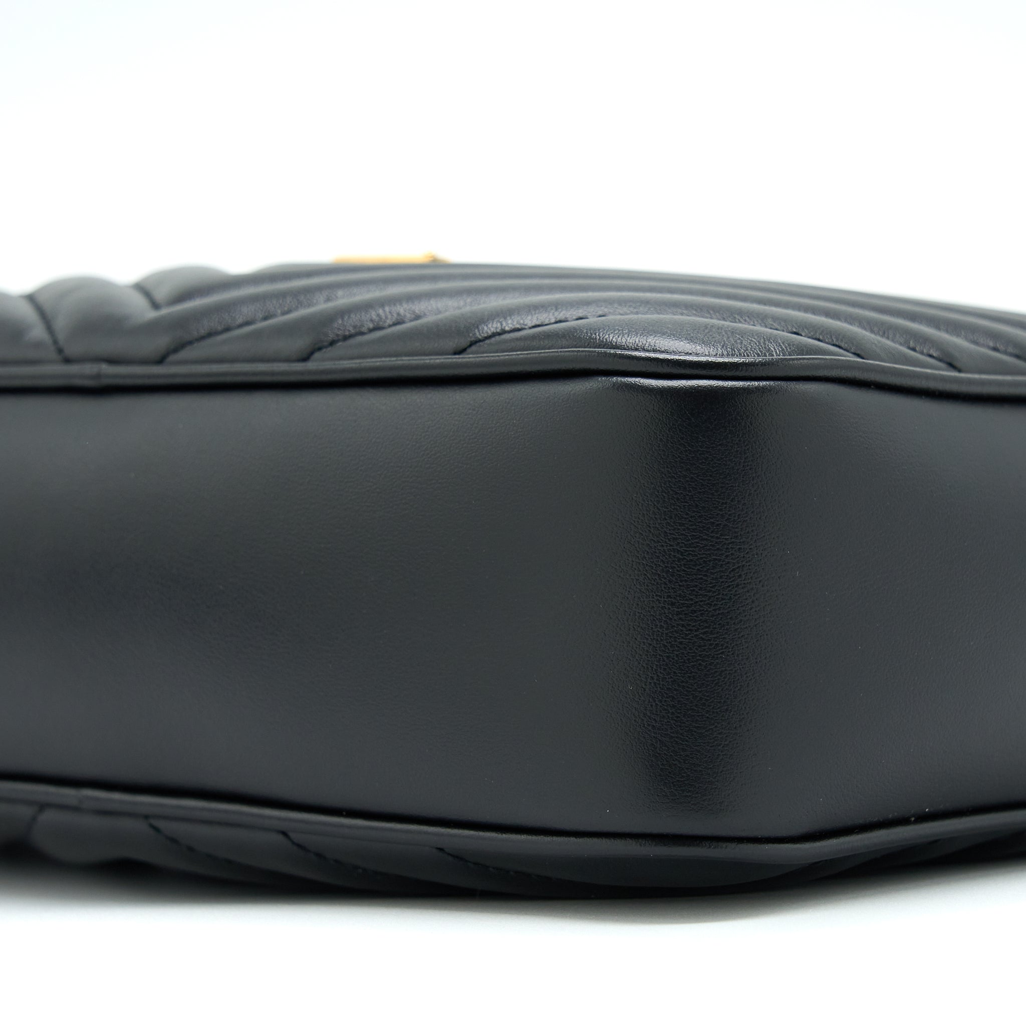 SAINT LAURENT/ YSL LOU CAMERA BAG CALFSKIN BLACK GHW