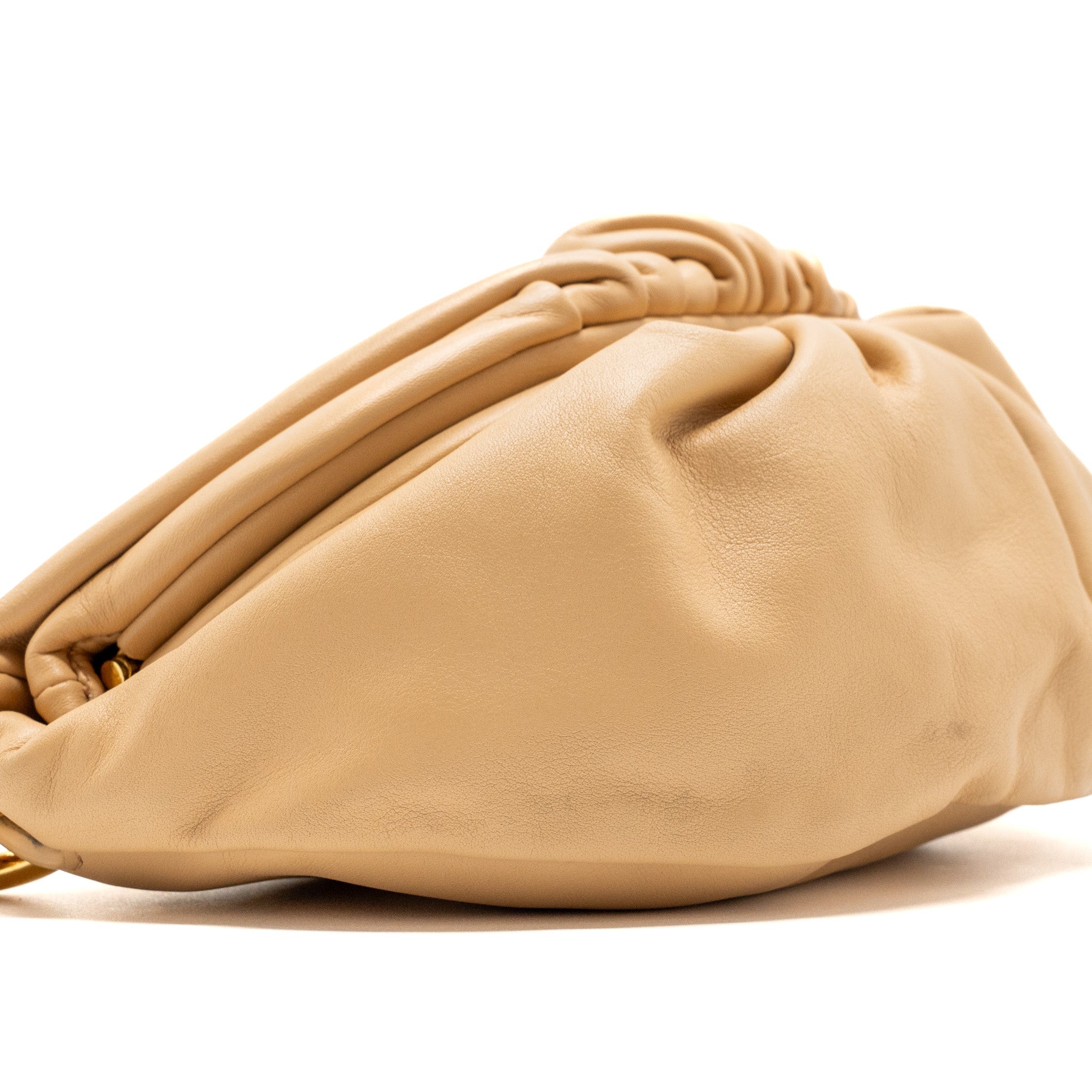 BOTTEGA VENETA THE MINI POUCH BELT BAG CALFSKIN BEIGE GHW