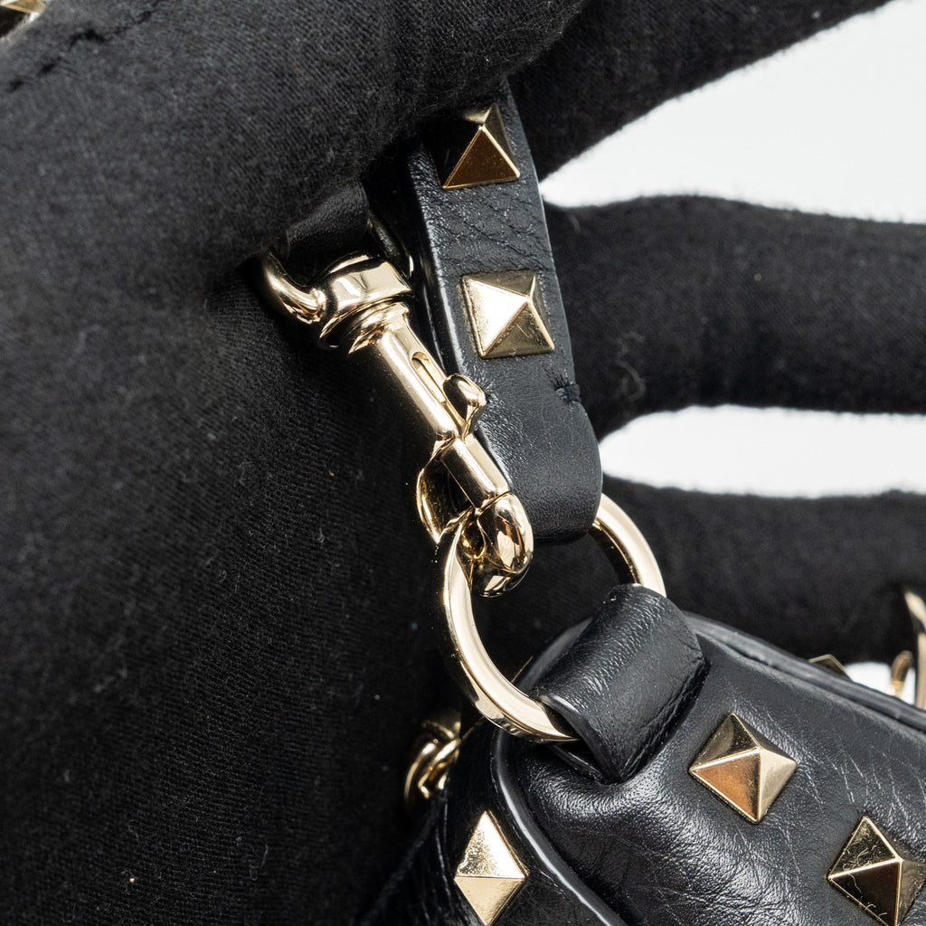 VALENTINO ROCKSTUD SMALL TOP HANDLE SHOULDER BAG CALFSKIN BLACK LGHW
