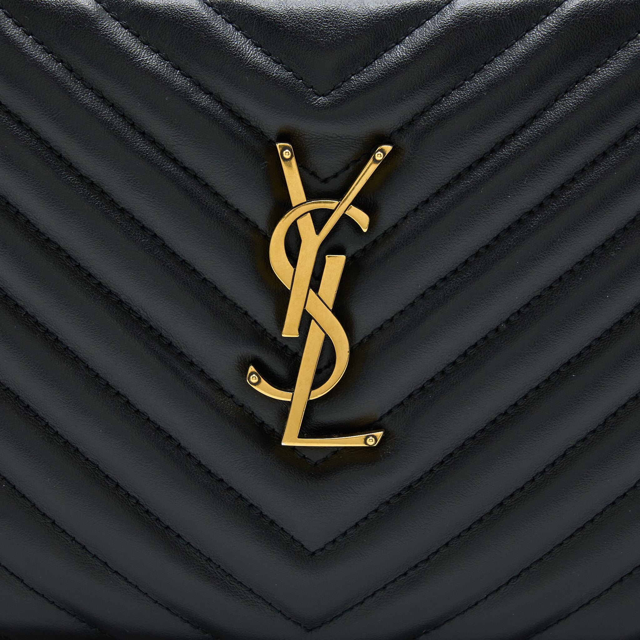 SAINT LAURENT/ YSL LOU CAMERA BAG CALFSKIN BLACK GHW
