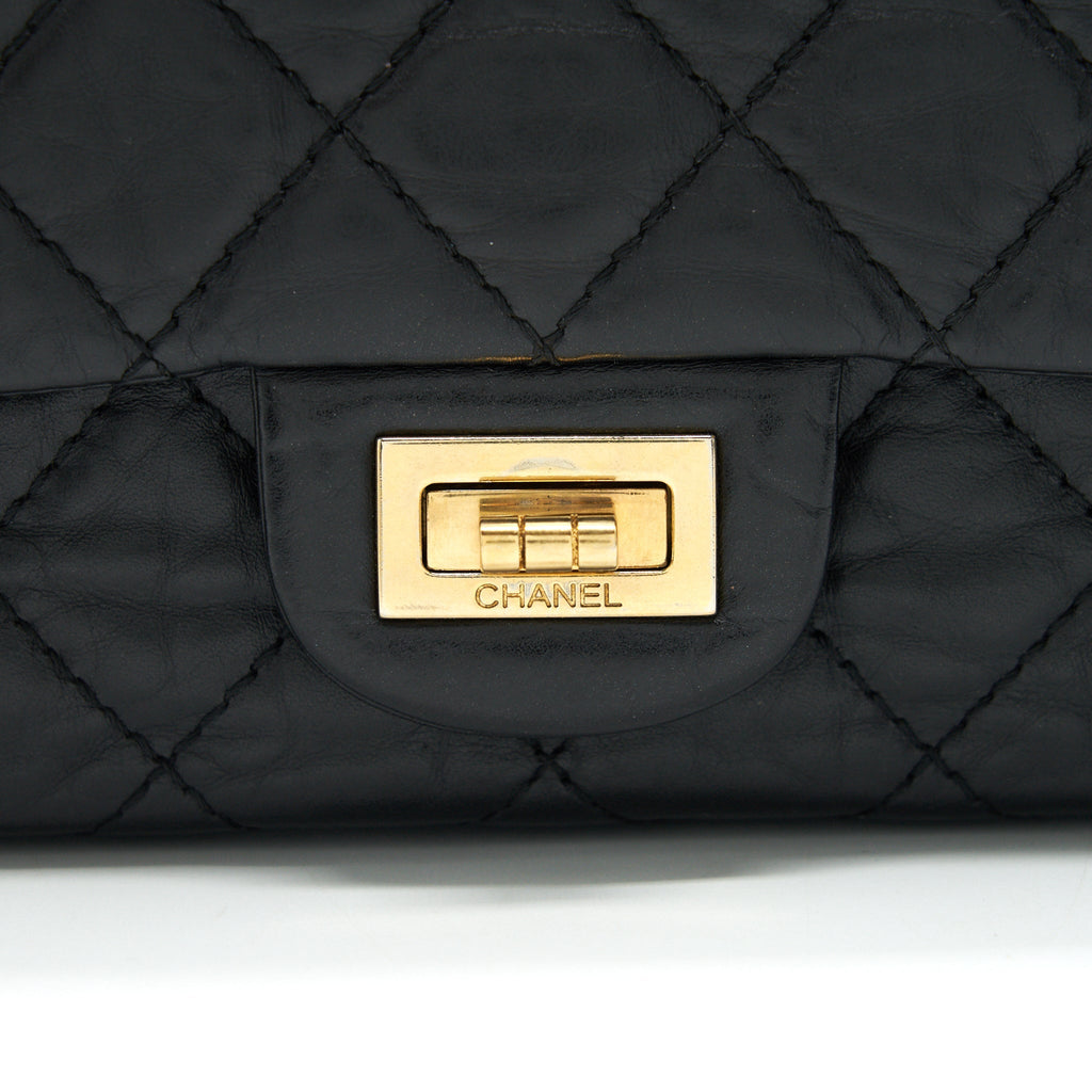 CHANEL 2.55 226 REISSUE FLAP BAG AGED CALFSKIN IN BLACK GHW