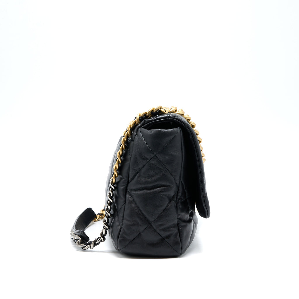CHANEL MAXI 19 BAG GOATSKIN BLACK MULTICOLOUR HARDWARE