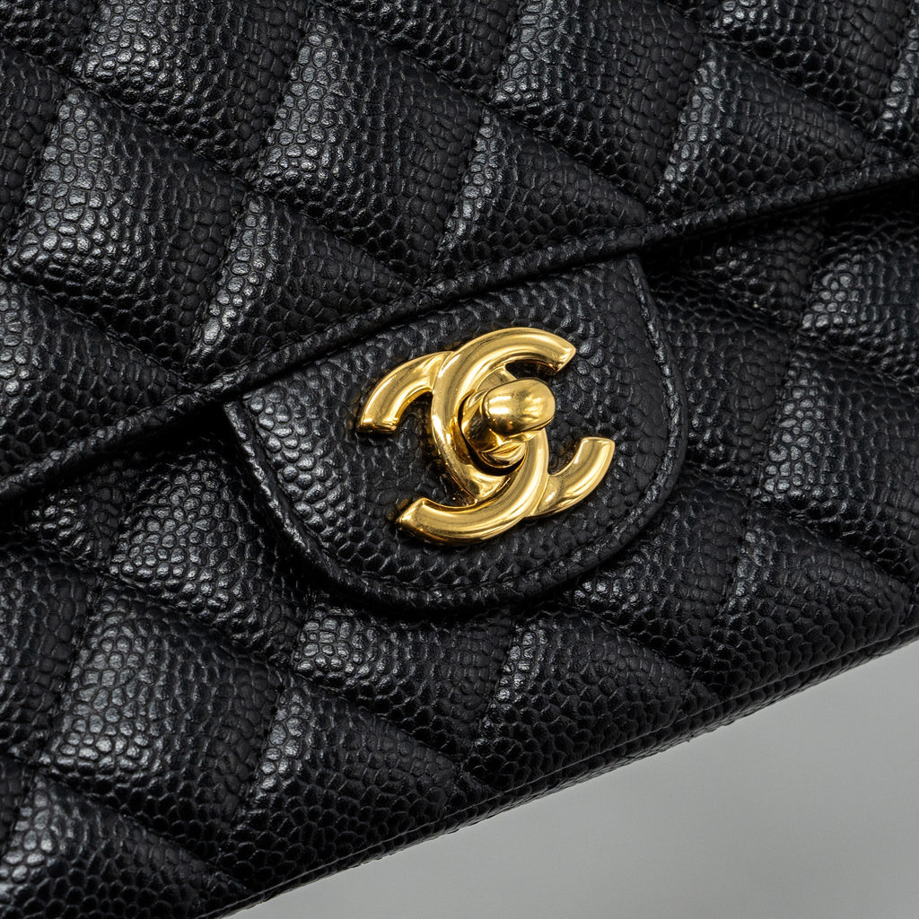 CHANEL MEDIUM CLASSIC DOUBLE FLAP BAG CAVIAR BLACK GHW