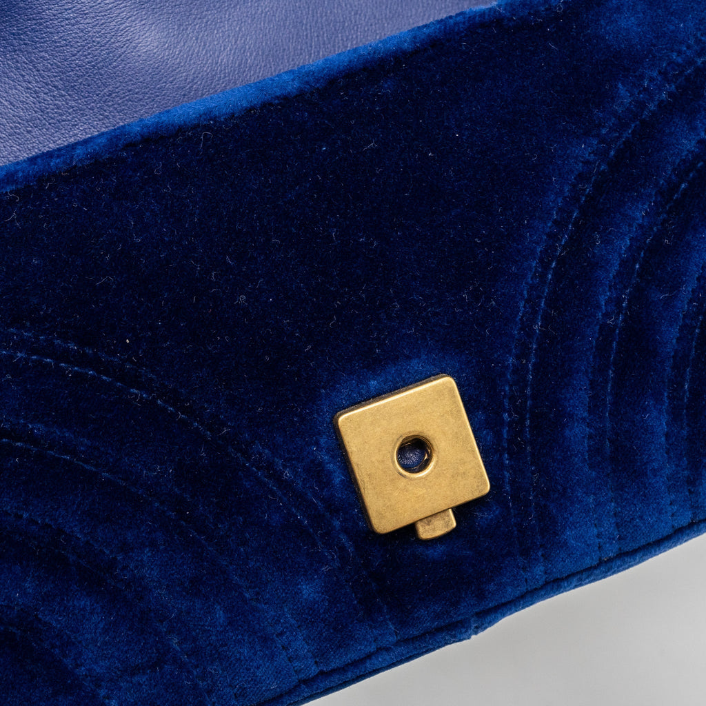 GUCCI MINI GG MARMONT BAG VELVET BLUE GHW