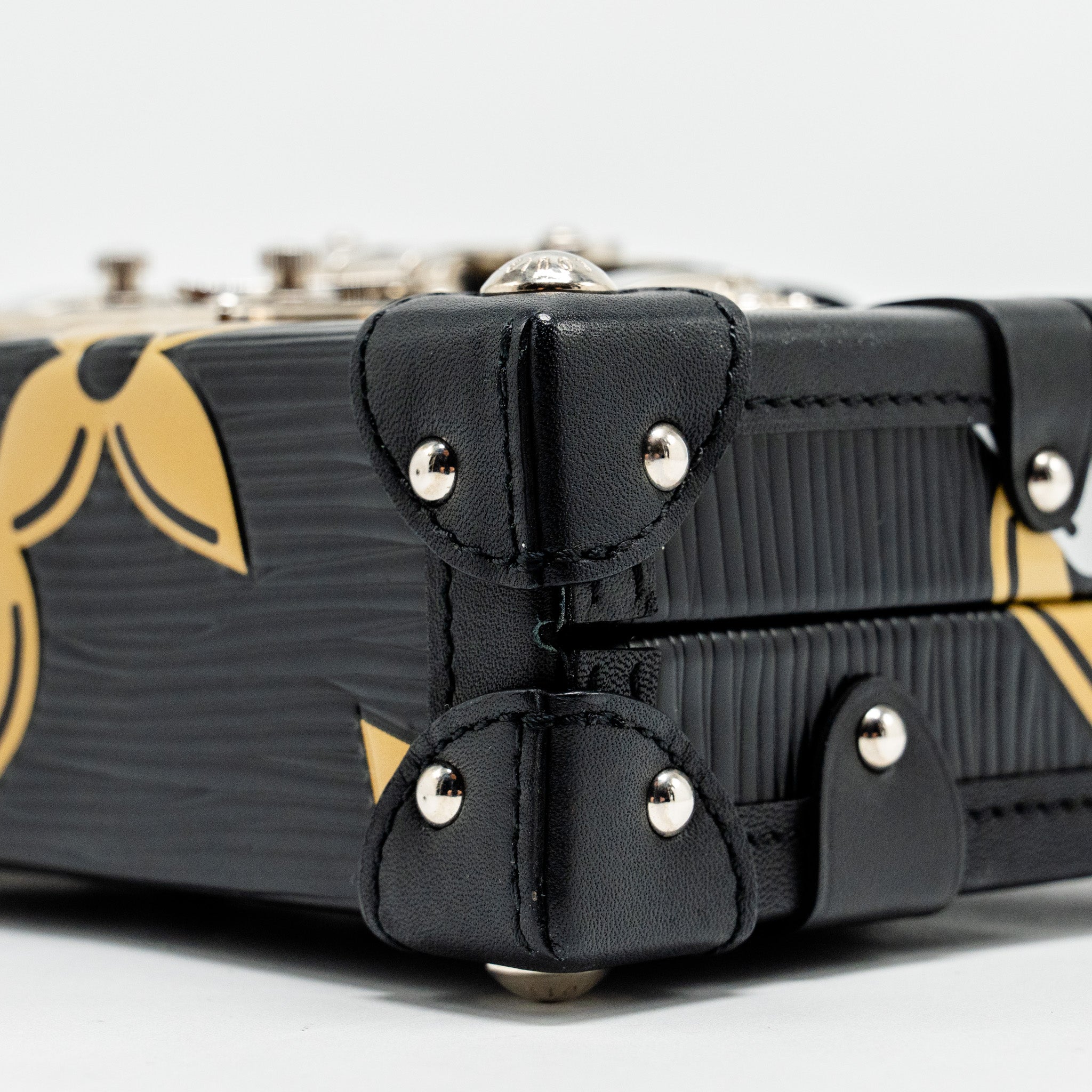 LOUIS VUITTON PETITE MALLE EPI BLACK/ GOLD SHW