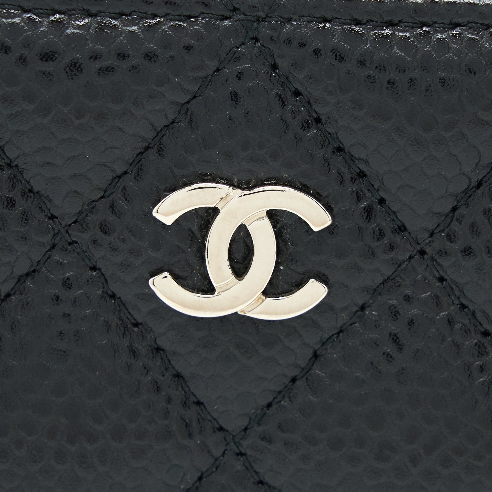 CHANEL SMALL ZIP CARD HOLDER CAVIAR BLACK SHW