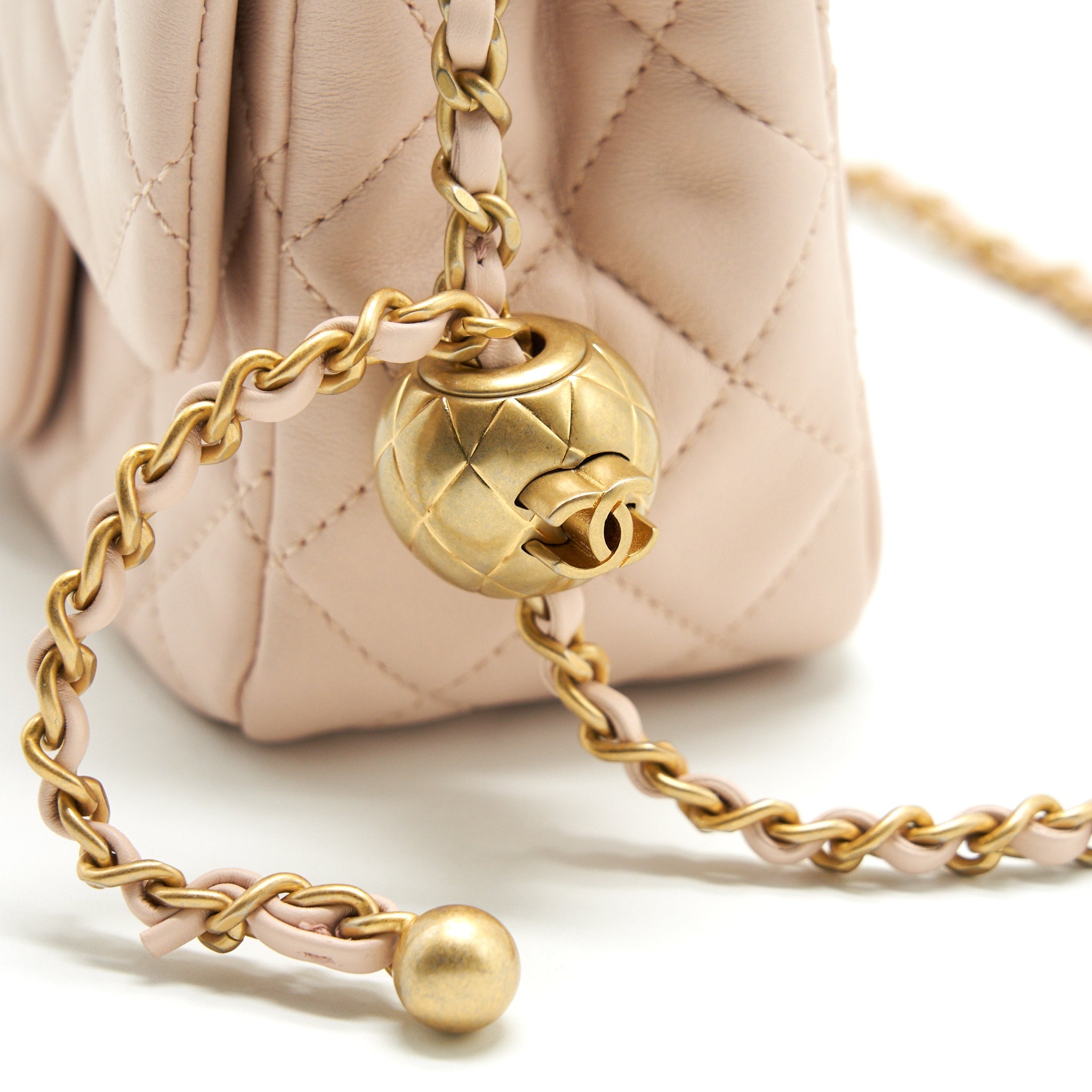 CHANEL 22C PEARL CRUSH MINI SQUARE FLAP BAG LAMBSKIN LIGHT PINK GHW