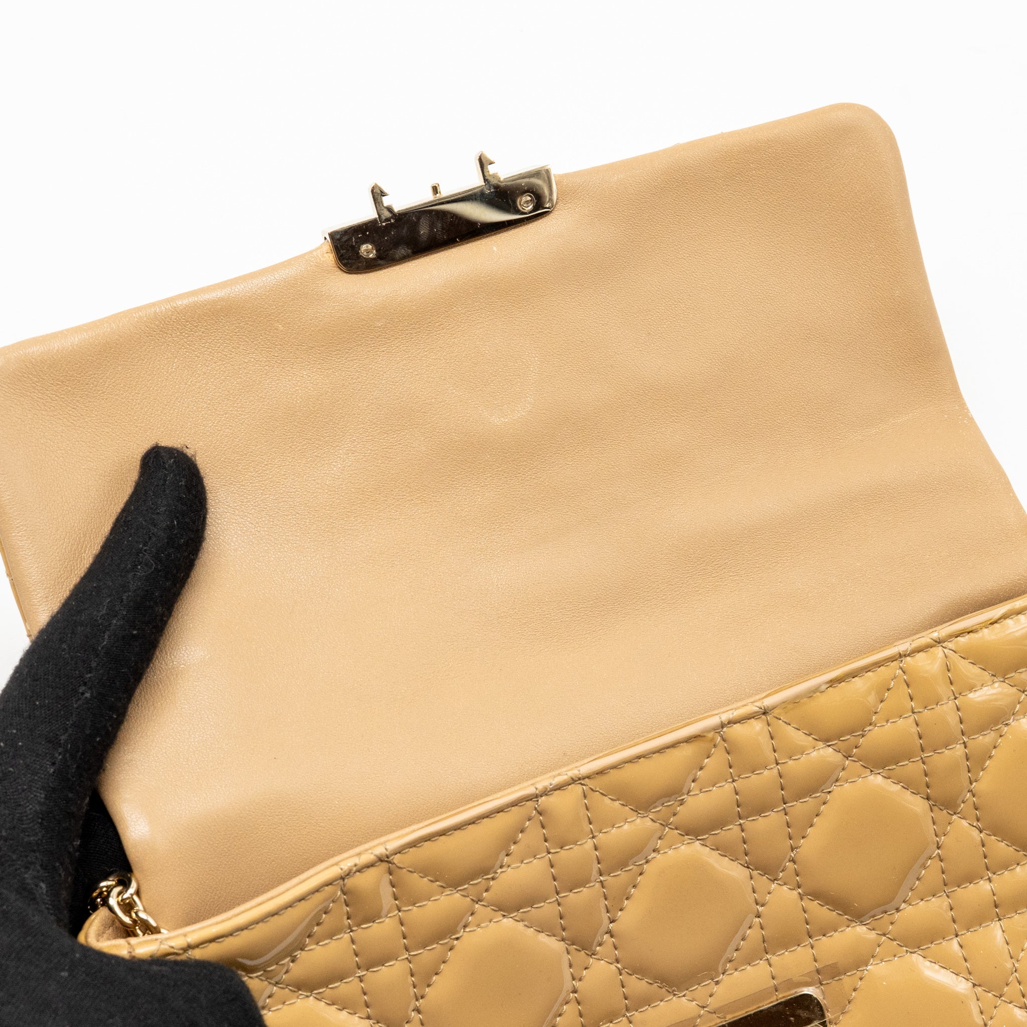 DIOR MISS DIOR WALLET ON CHAIN CANNAGE PATENT BEIGE LGHW