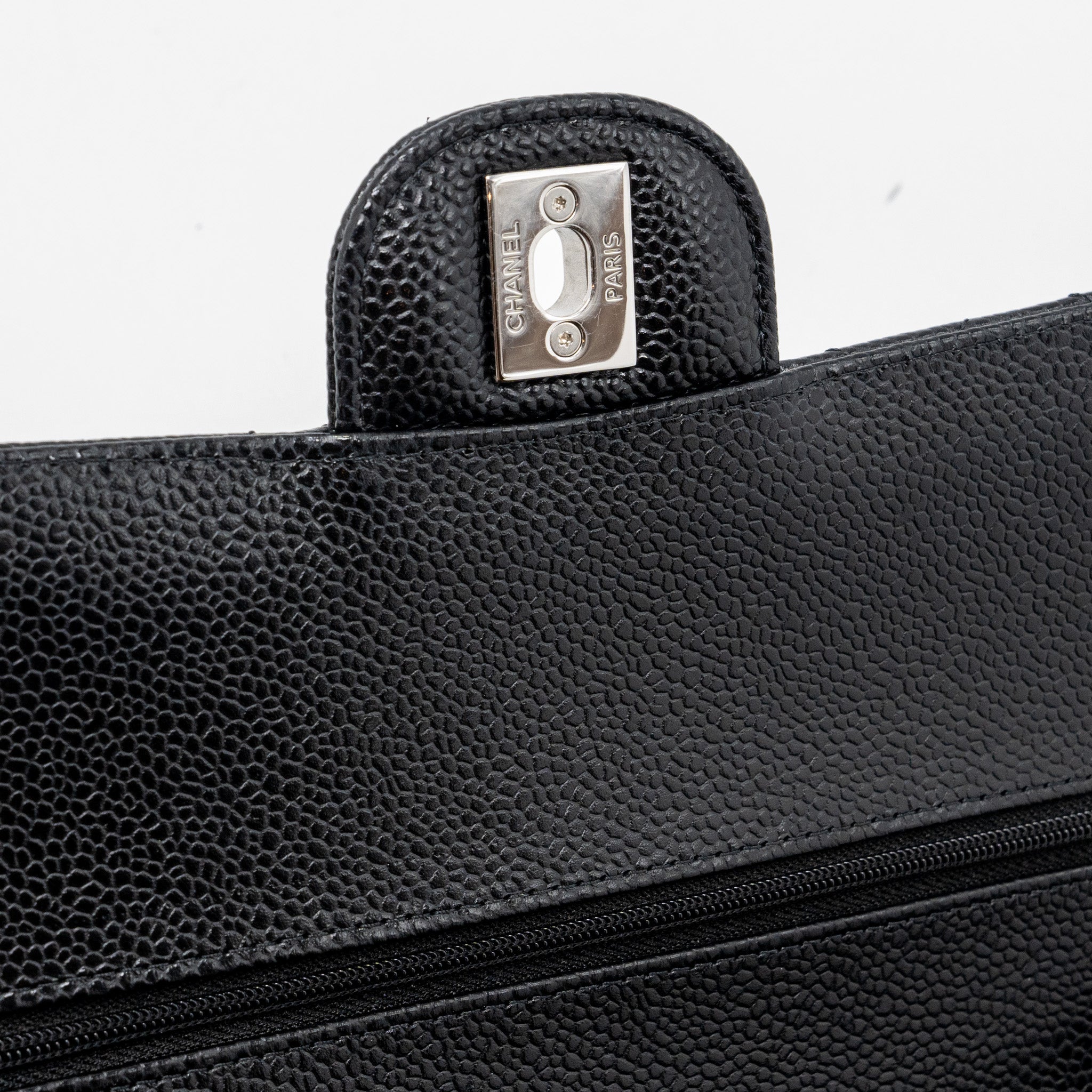 CHANEL MEDIUM CLASSIC DOUBLE FLAP BAG CAVIAR BLACK SHW (MICROCHIP)