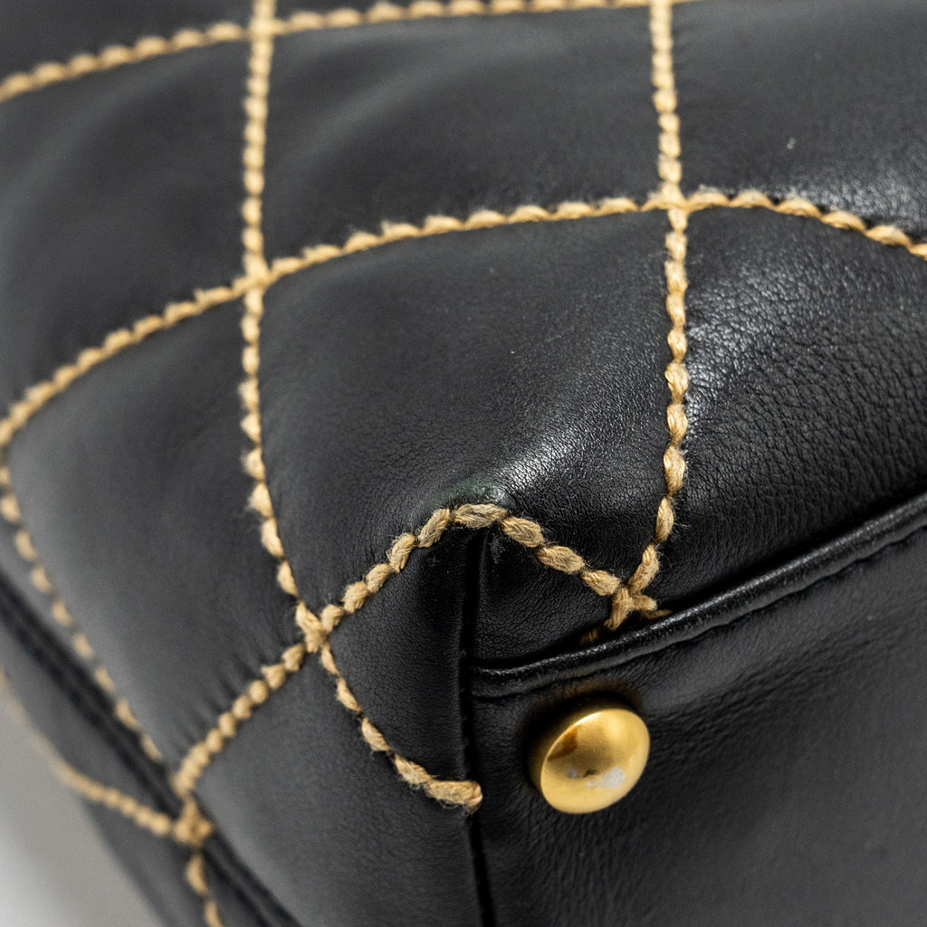 CHANEL VINTAGE QUILTED ZIP SHOULDER BAG CALFSKIN BLACK GHW