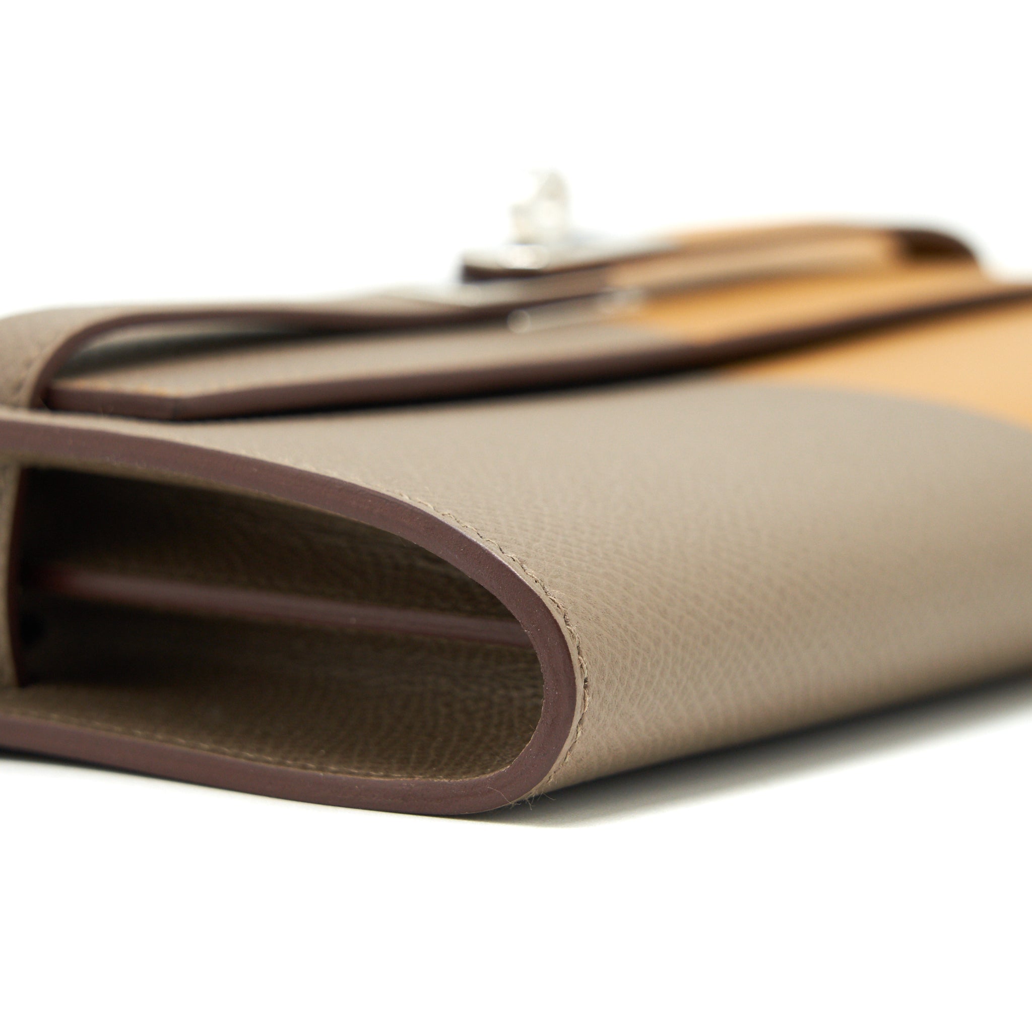 HERMES CLASSIC KELLY TO GO ETOUPE/ SESAME/ BLUE INDIGO SHW