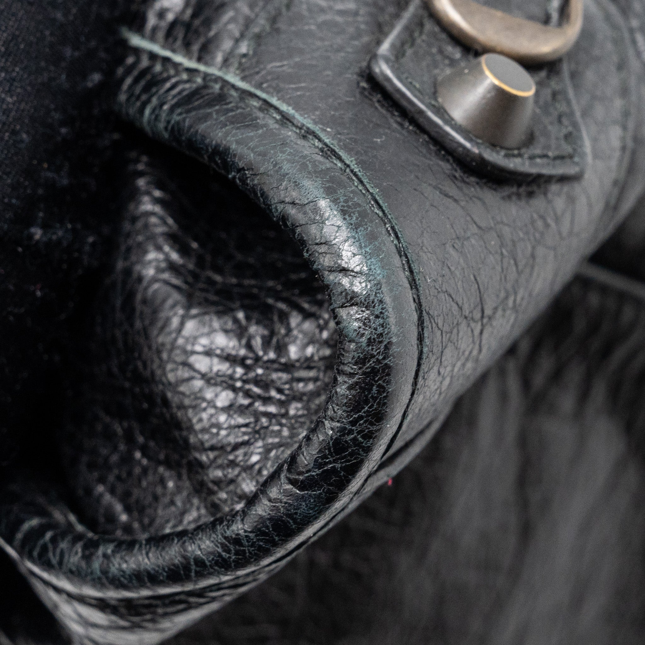 BALENCIAGA CLASSIC CITY BAG LEATHER BLACK RUTHENIUM SILVER HARDWARE