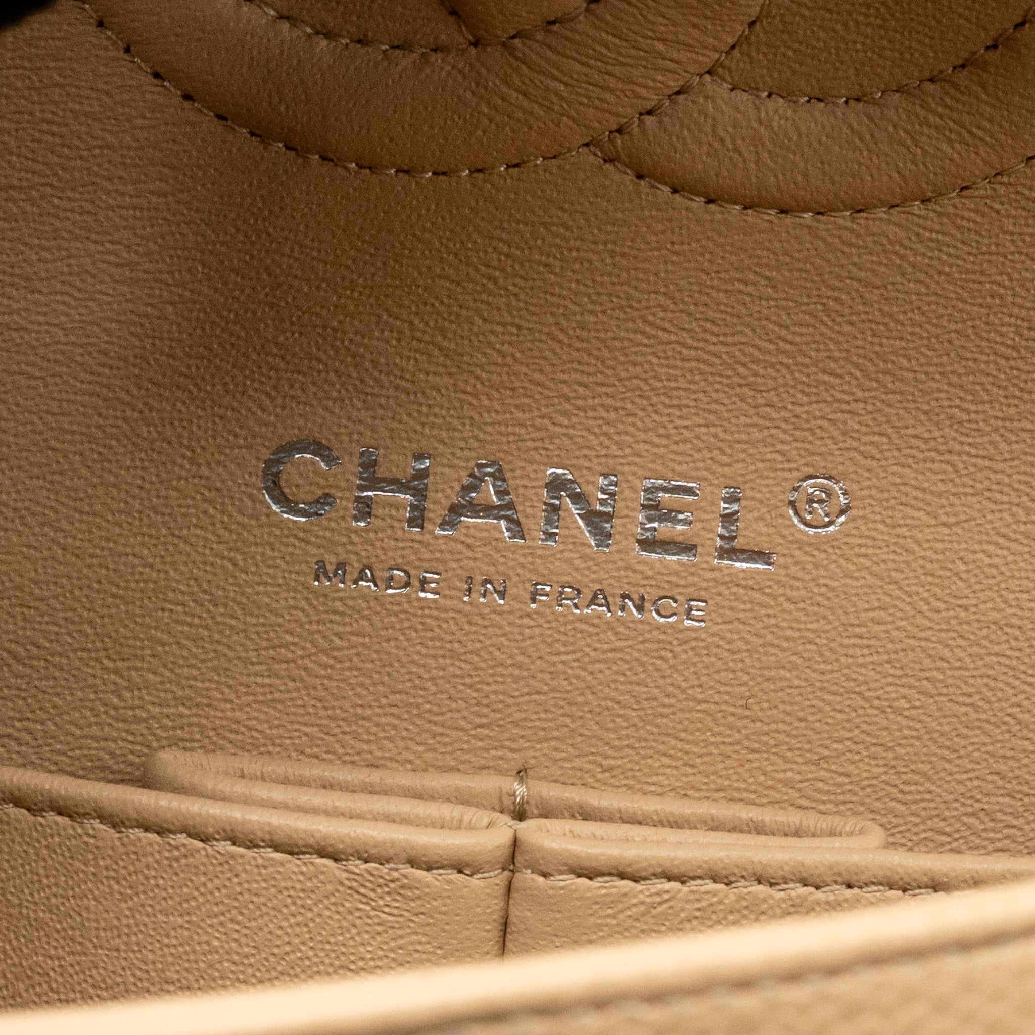 CHANEL MEDIUM CLASSIC DOUBLE FLAP BAG CAVIAR BEIGE SHW (MICROCHIP)