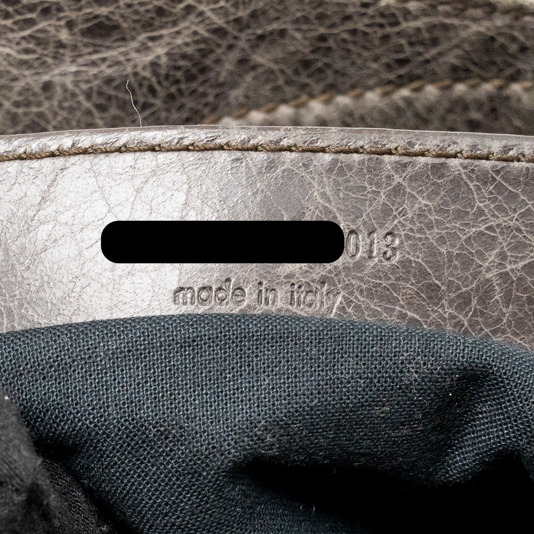 BALENCIAGA GIANT CITY BAG CALFSKIN GREY GHW