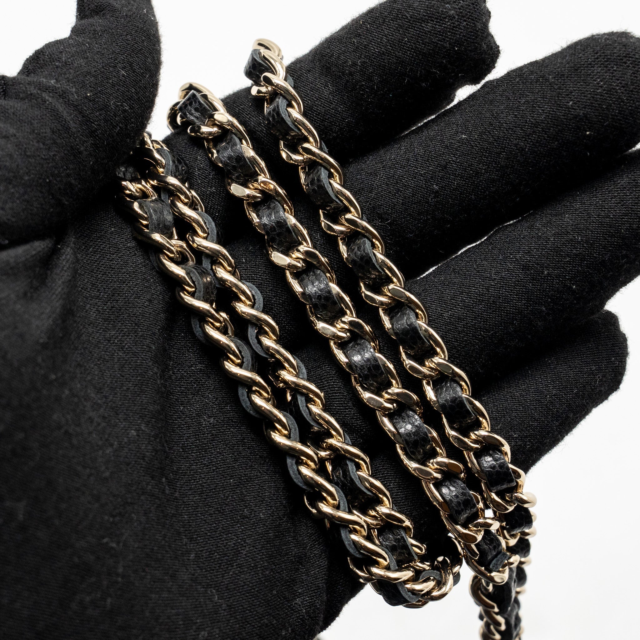 CHANEL CLUTCH BAG WITH CHAIN CAVIAR BLACK LGHW (MICROCHIP)