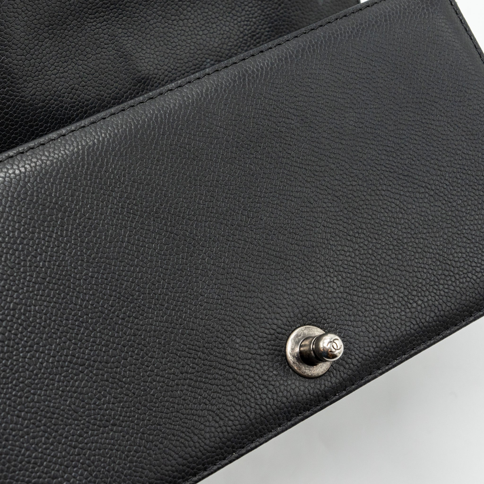 CHANEL MEDIUM BOY BAG LIMITED QUILTED CAVIAR BLACK RUTHENIUM HARDWARE