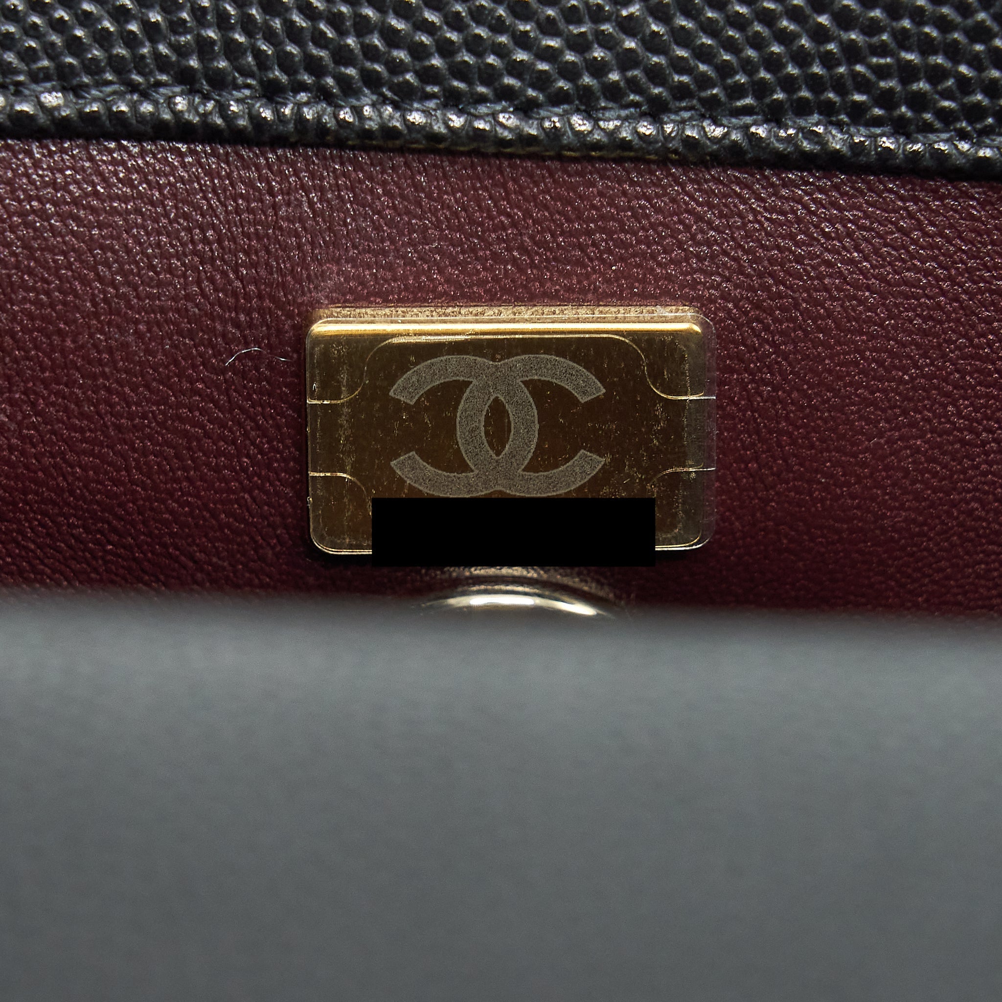 CHANEL 22P SMALL COCO HANDLE CAVIAR BLACK LGHW (MICROCHIP)