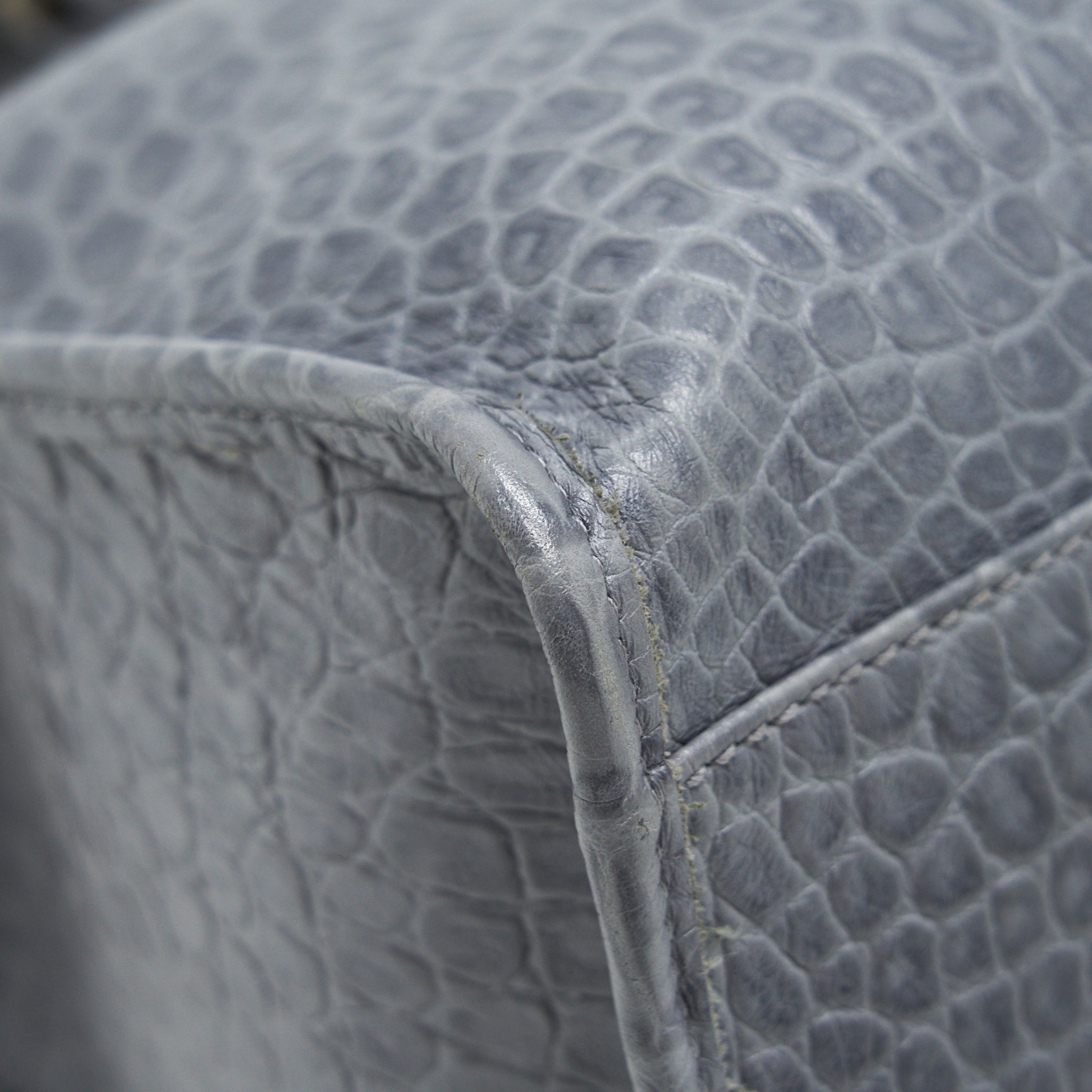 BALENCIAGA MEDIUM EMBOSSED CALFSKIN BAG IN GREY SHW