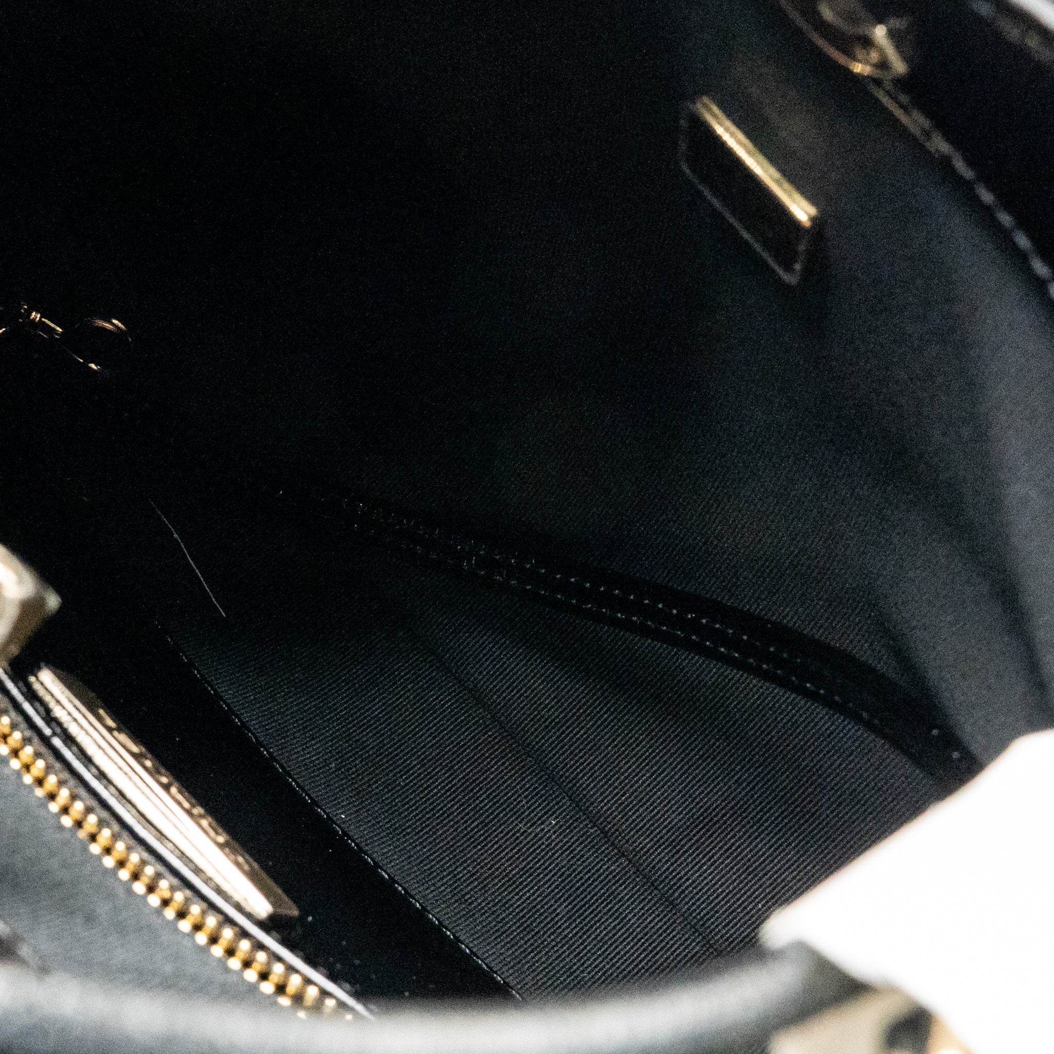 CHANEL 25P MINI 31 BAG SHINY LAMBSKIN BLACK LGHW (MICROCHIP)