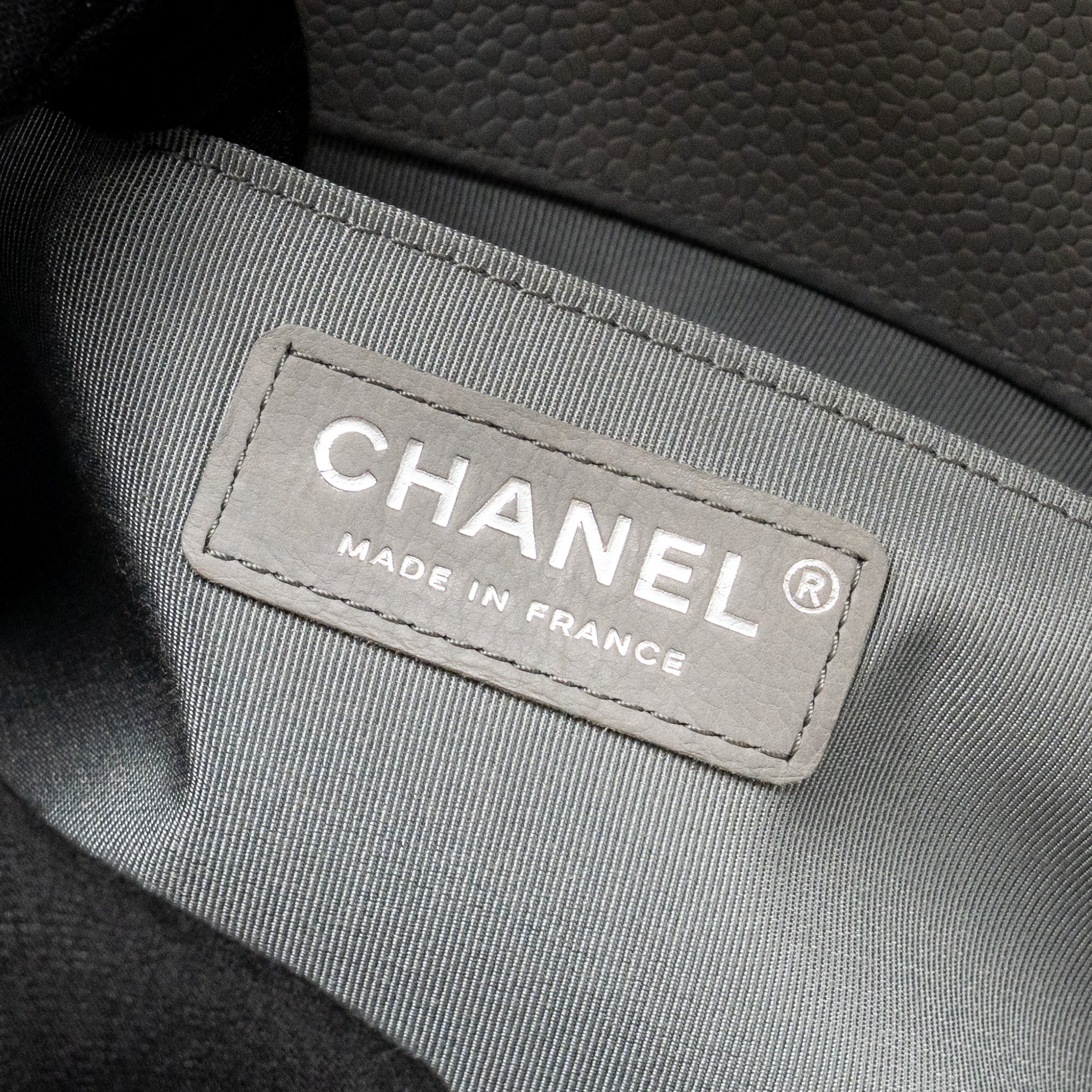 CHANEL MEDIUM BOY BAG CHEVRON CAVIAR GREY RUTHENIUM SILVER HARDWARE