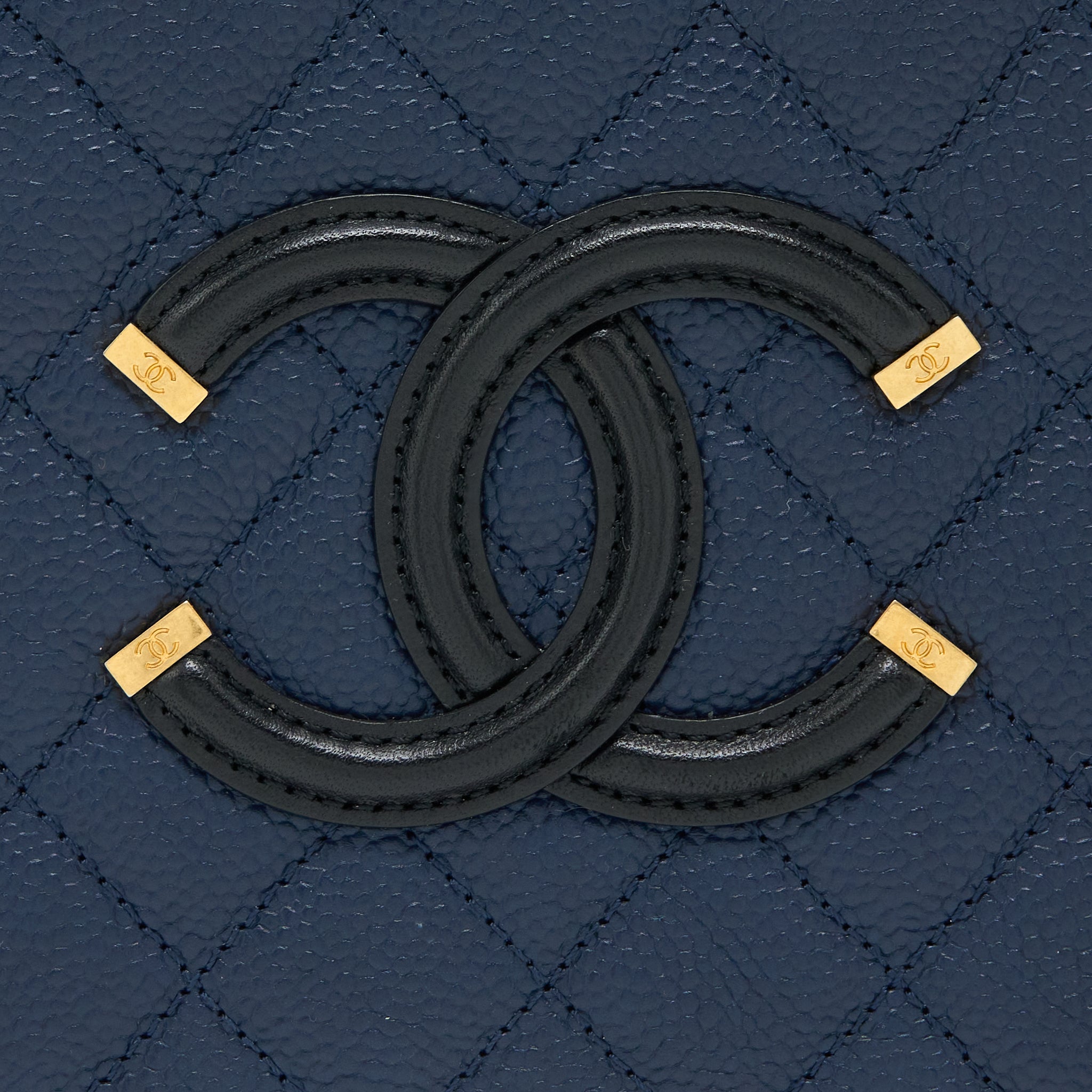 CHANEL MEDIUM FILIGREE VANITY CAMERA BAG CAVIAR BLUE/BLACK GHW