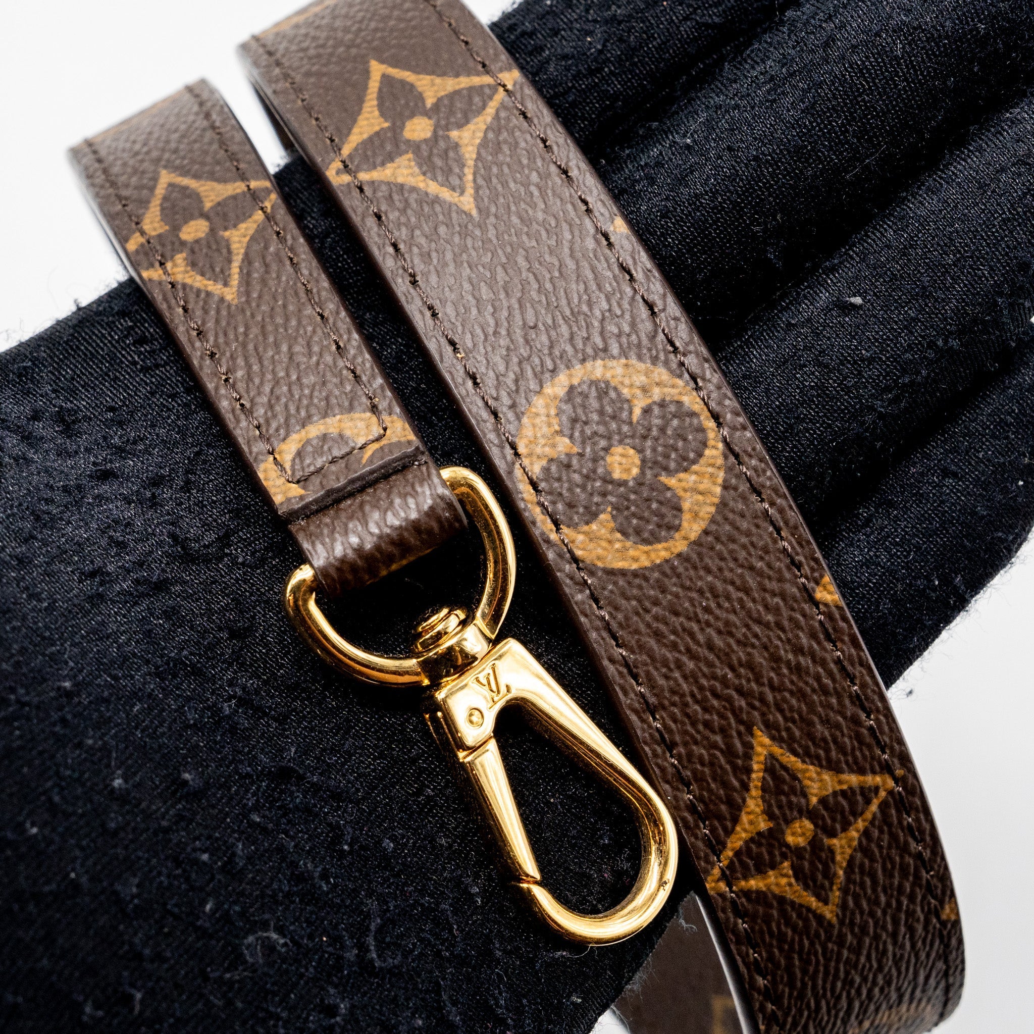 LOUIS VUITTON MONTAIGNE MM MONOGRAM CANVAS GHW
