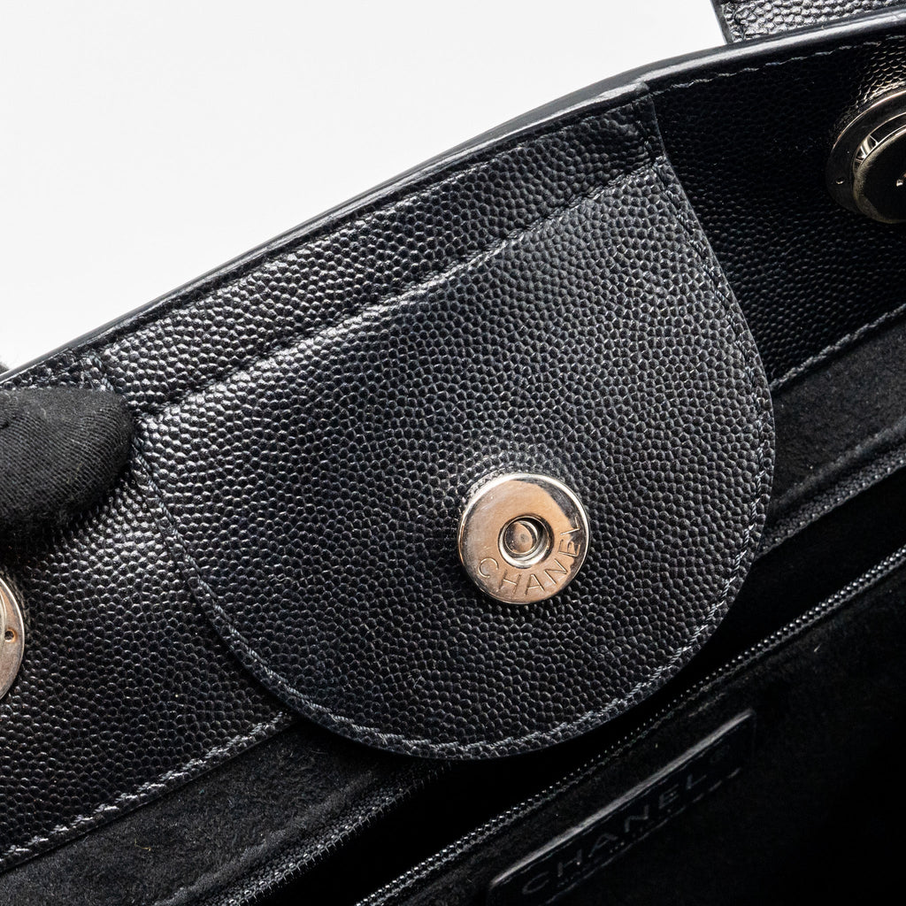 CHANEL DEAUVILLE STUDDED TOTE BAG CAVIAR BLACK SHW