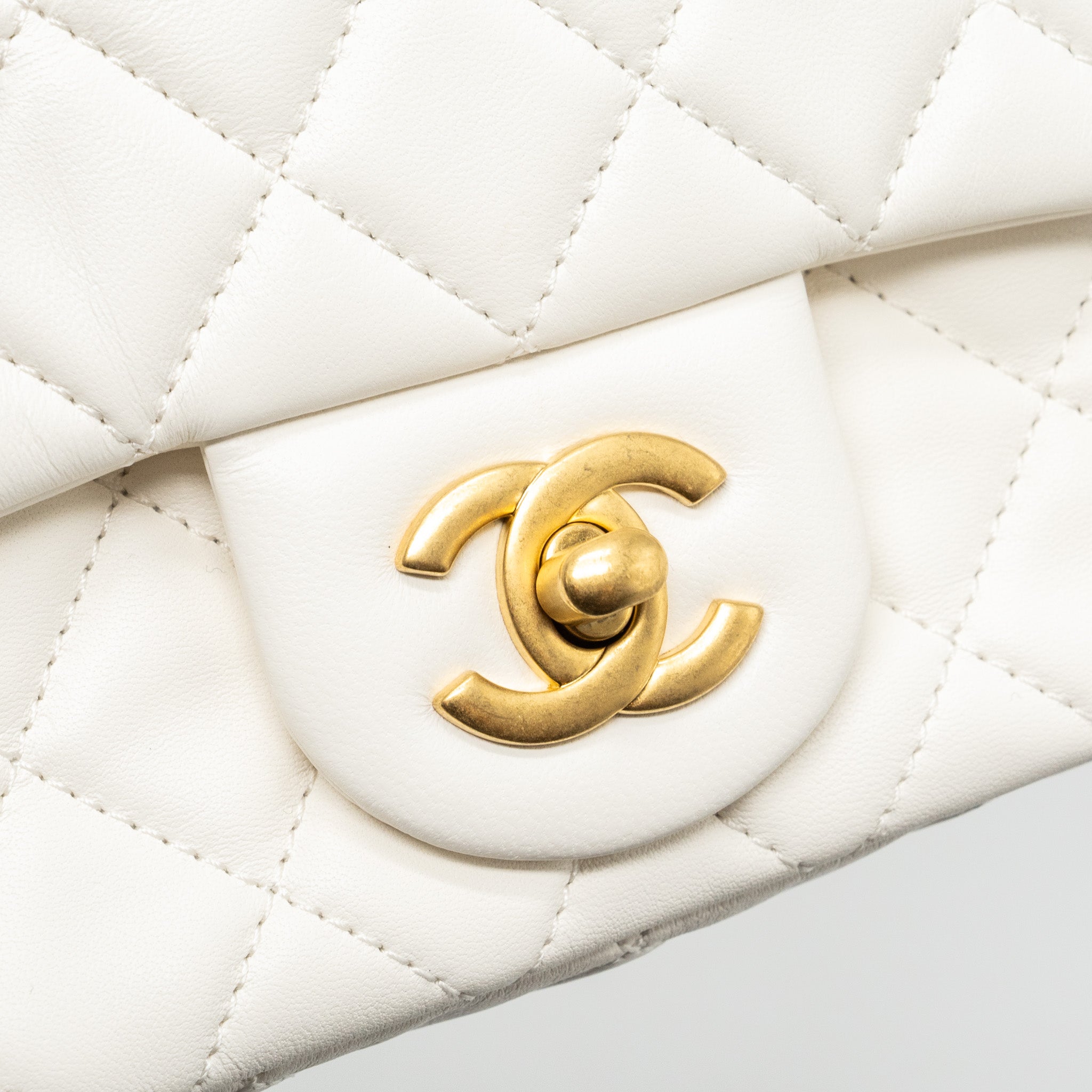 CHANEL PEARL CRUSH MINI SQUARE FLAP BAG LAMBSKIN WHITE GHW (MICROCHIP)