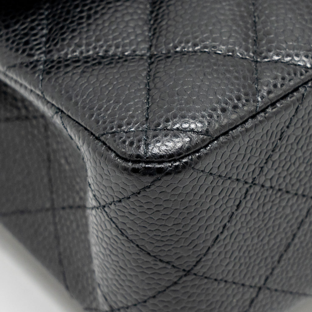 CHANEL SMALL CLASSIC DOUBLE FLAP BAG CAVIAR BLACK GHW(MICROCHIP)