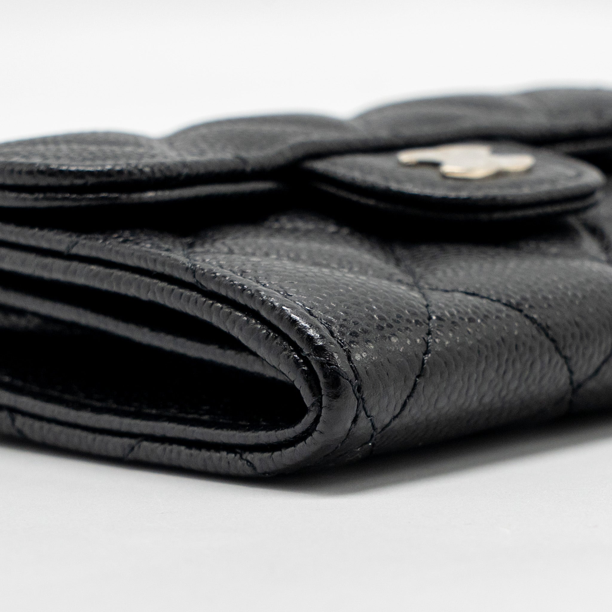 CHANEL CLASSIC FLAP CARD HOLDER CAVIAR BLACK LGHW (MICROCHIP)