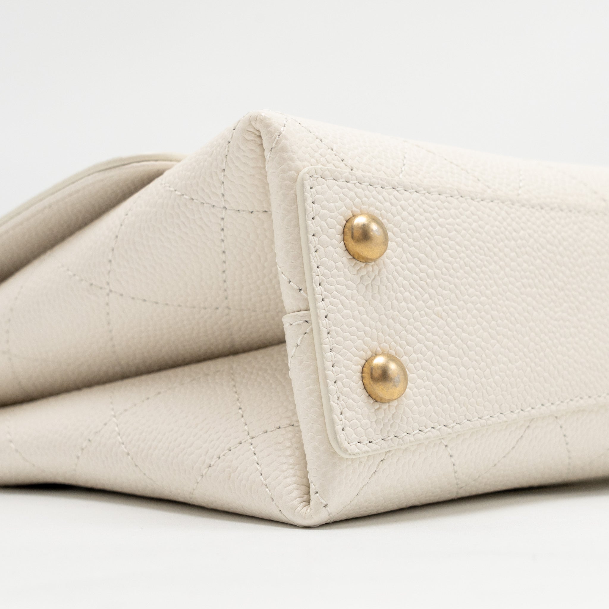 CHANEL CHIC AFFINITY TOP HANDLE FLAP BAG CAVIAR WHITE GHW